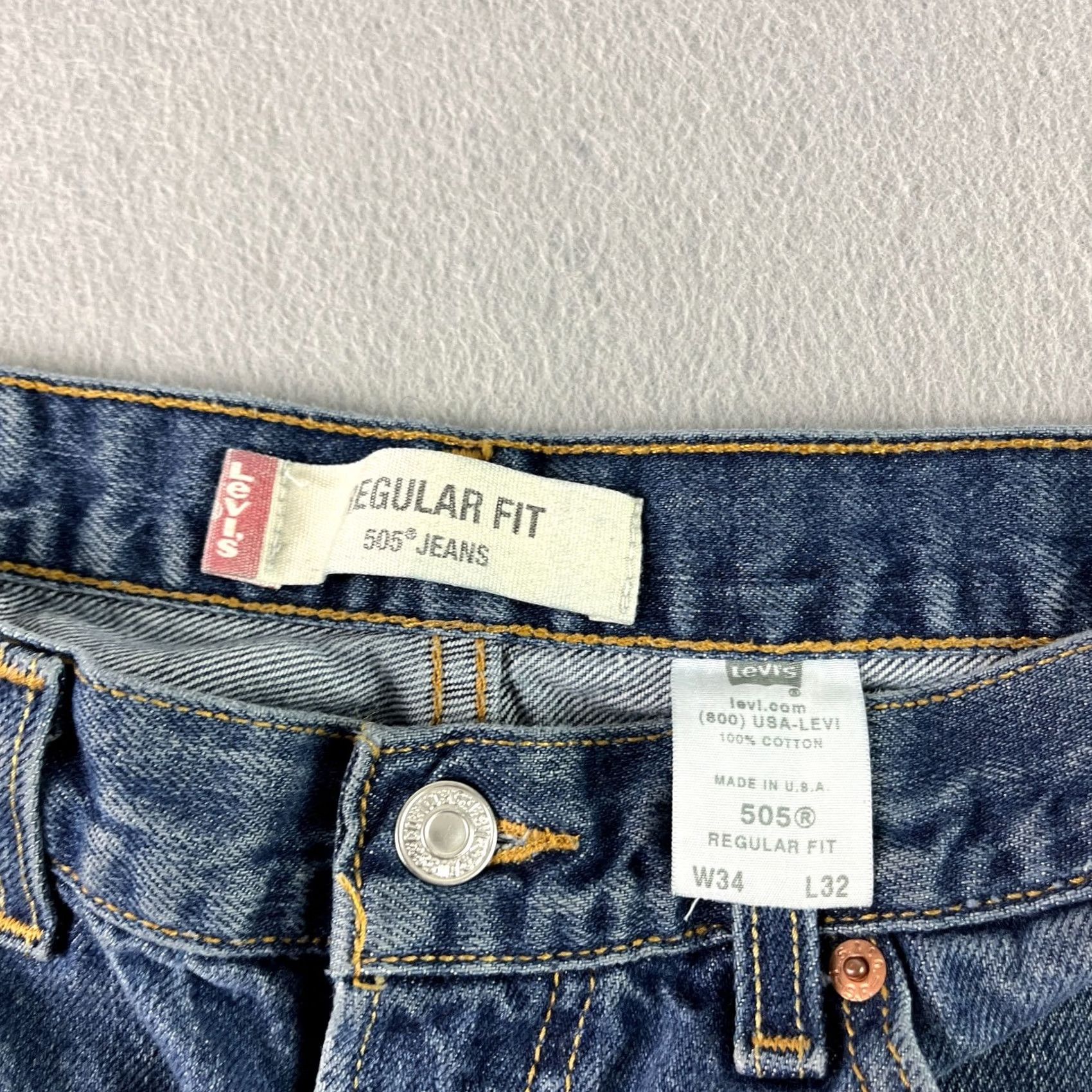 Levi's VINTAGE Levi's Jeans Mens 34x32 32x31 Blue 505 Straight Leg Medium Wash Y2K Denim Regular Size US 34 / EU 50 - 4 Thumbnail