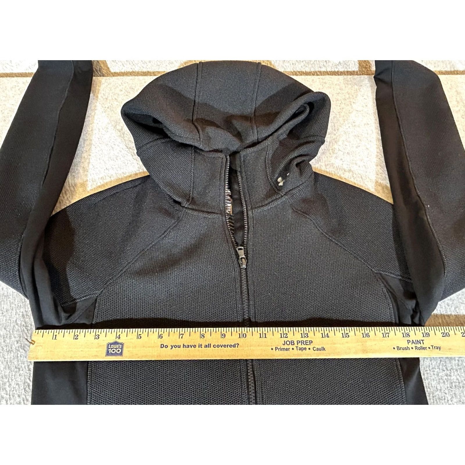 Under Armour Under Armour Jacket Womens Large Black Hooded Zip Infrared Running Gym Workout - Womens Large Jacket Black Hooded Full Zip Pockets Stretch Size L / US 10 / IT 46 - 3 Thumbnail