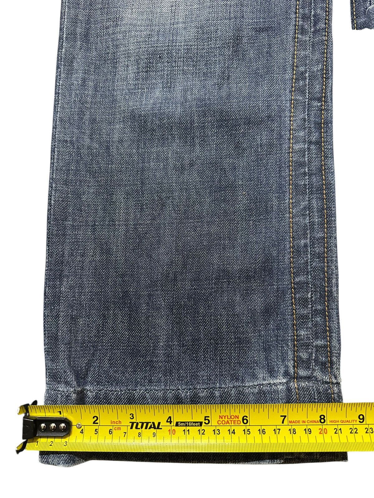 Japanese Brand Vintage Japanese Brand Blue Wash Faded Style Loose Jeans Size US 30 / EU 46 - 17 Thumbnail