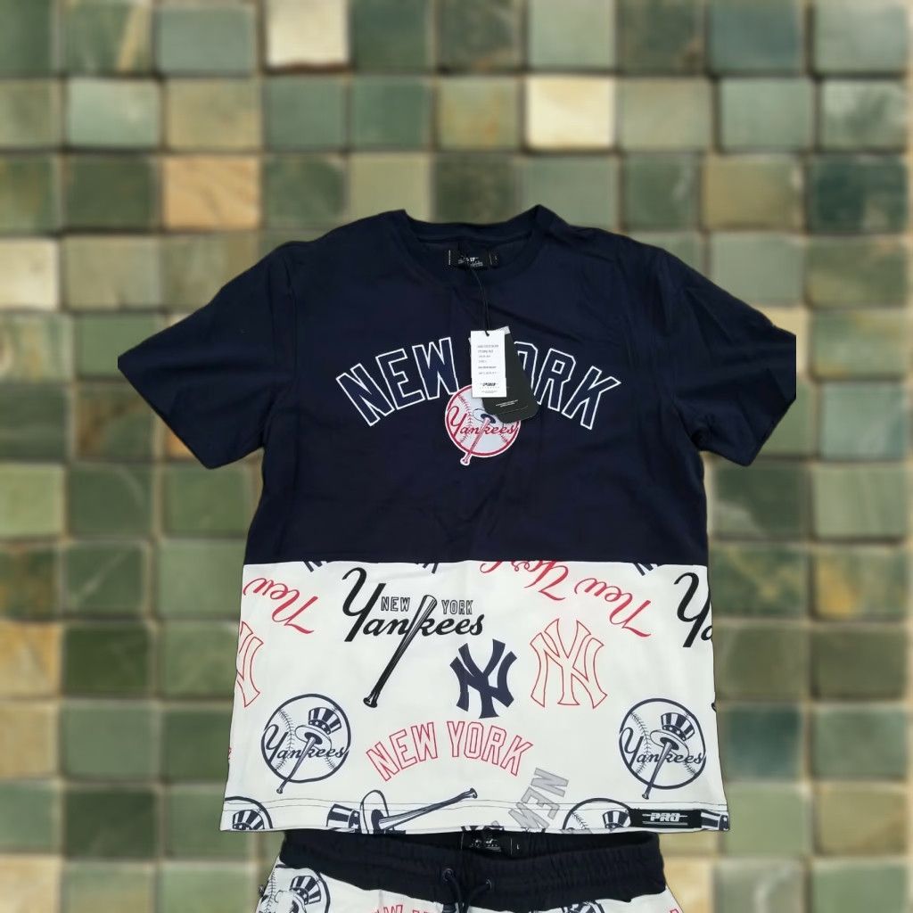 Pro Standard Pro Standard New York Yankees Pro Team Navy Track Pants and Shirt - size large Size US L / EU 52-54 / 3 - 1 Thumbnail