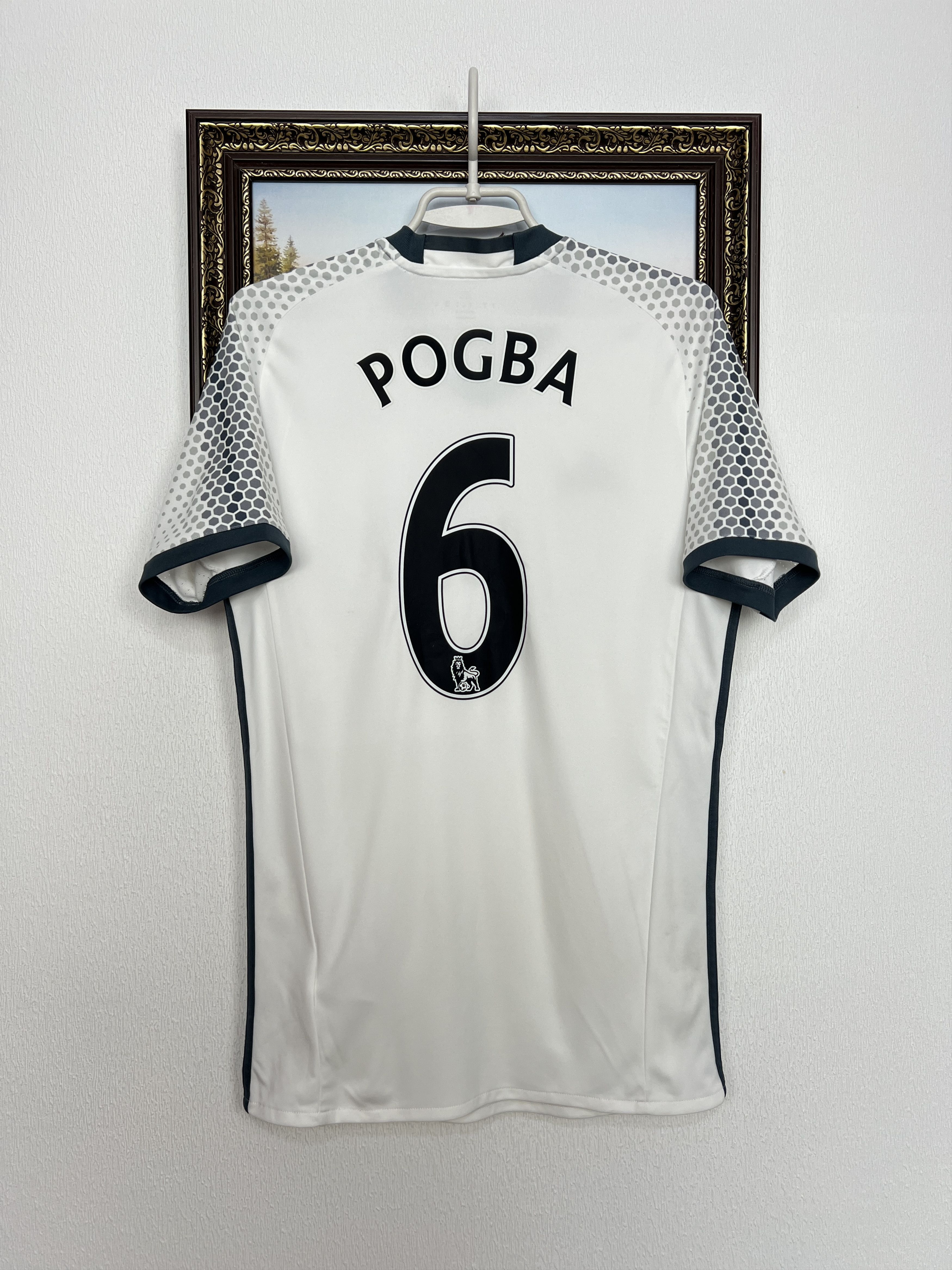 Adidas Manchester United football shirt #6 Pogba Jersey Trikot Size US S / EU 44-46 / 1 - 10 Thumbnail