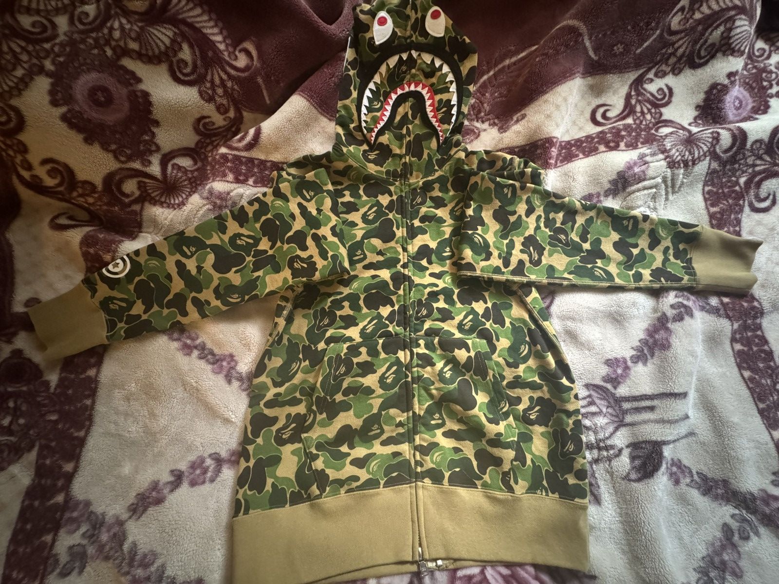 Bape ABC CAMO SEPARATE SHARK FULL ZIP HOODIE Size US S / EU 44-46 / 1 - 1 Thumbnail