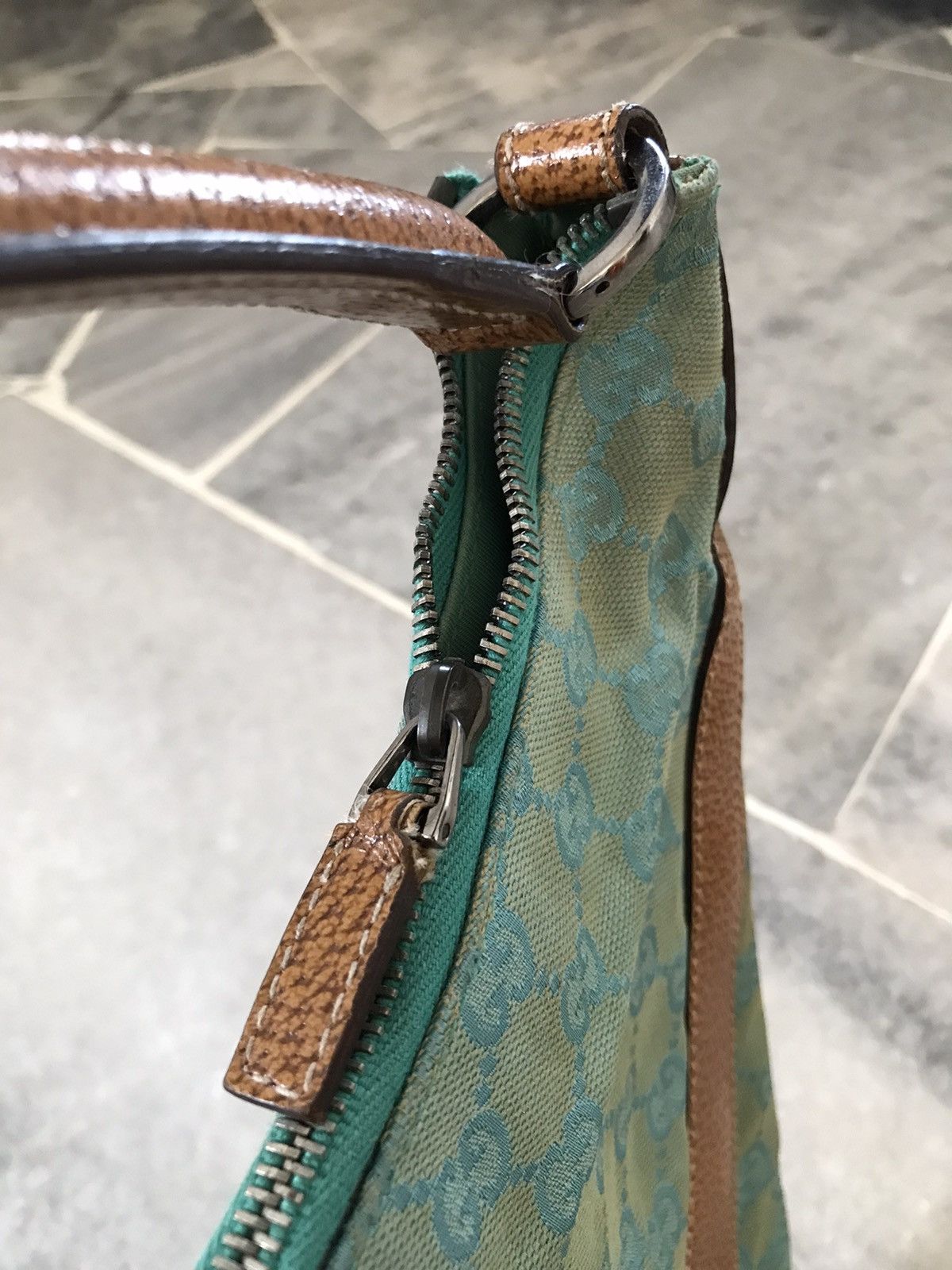Gucci Gucci GG Canvas Hobo Bag Size ONE SIZE - 11 Thumbnail