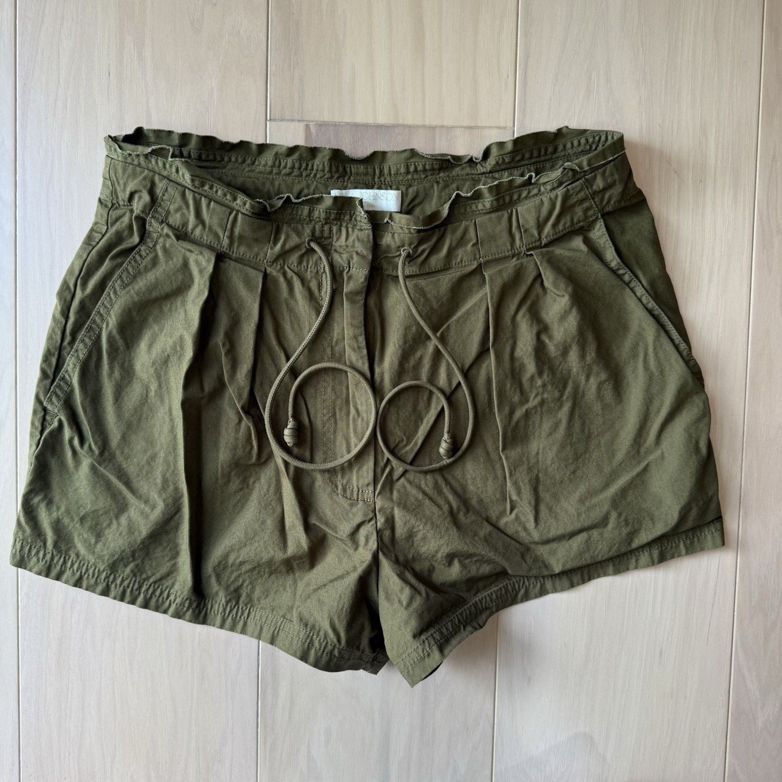Ulla Johnson Ulla Johnson Shorts 28 Green 2.5 Inseam New York Military Size 28" / US 6 / IT 42 - 2 Thumbnail