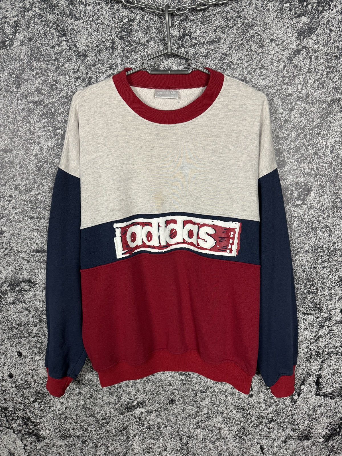 Adidas Adidas Vintage 90s Sweatshirt Big Logo Pullover Size L Size US L / EU 52-54 / 3 - 1 Thumbnail