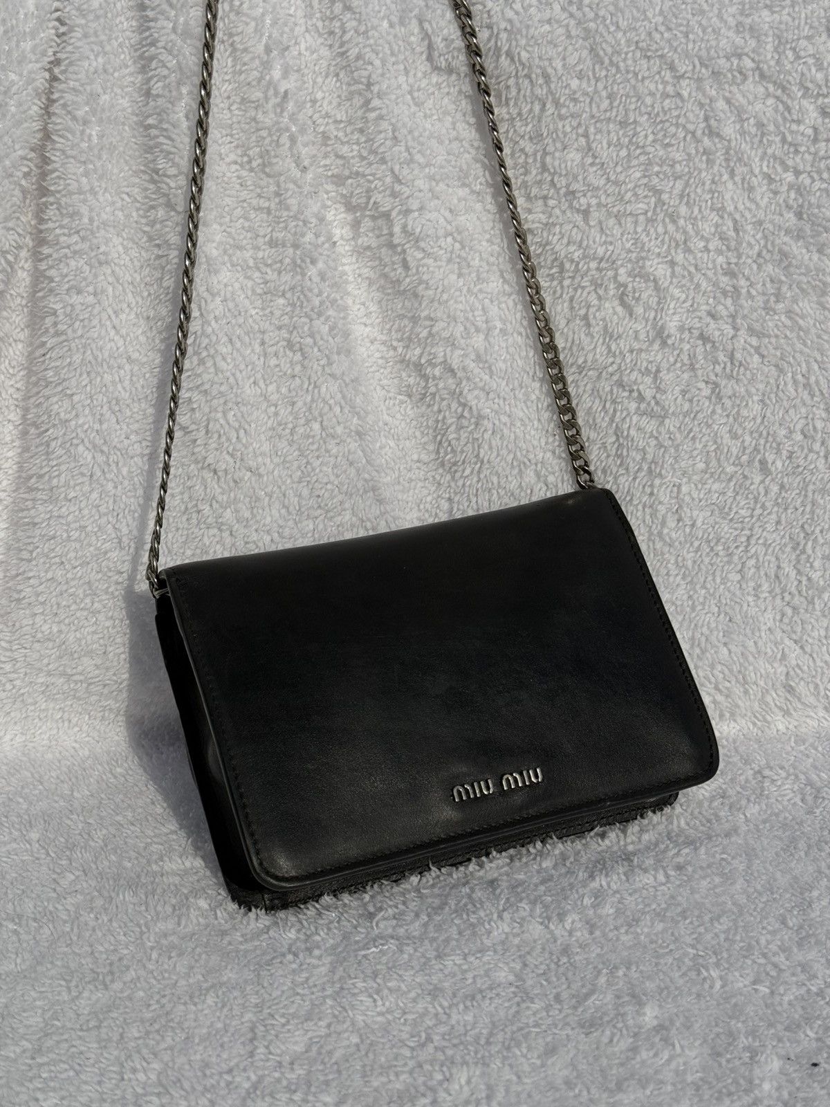 Miu Miu 💥RARE💥 vintage miu miu shoulder bag leather with star acc Size ONE SIZE - 5 Thumbnail