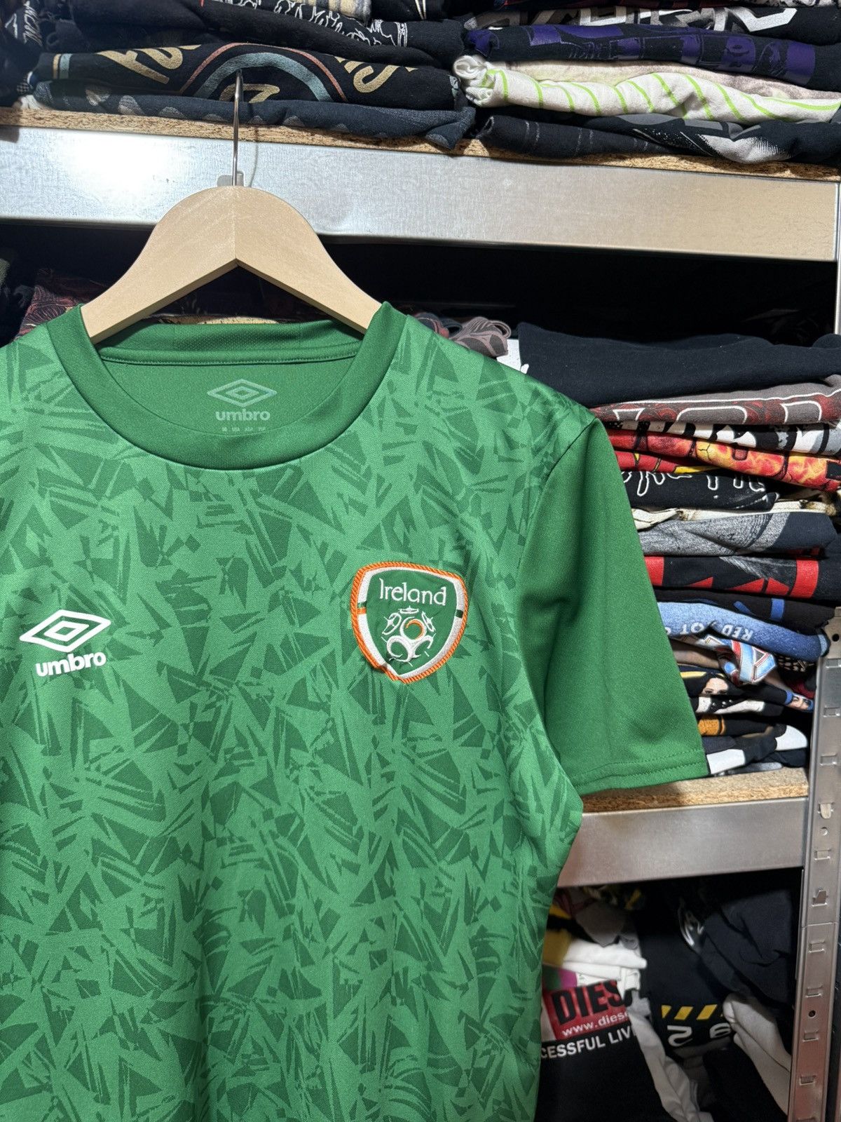 Umbro Umbro Ireland 2020 2021 Training Soccer Jersey Size US M / EU 48-50 / 2 - 4 Thumbnail