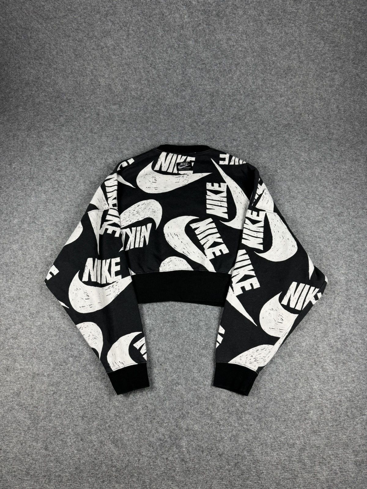 Nike Nike Big Swoosh Monogram Crop Top Size S / US 4 / IT 40 - 8 Thumbnail