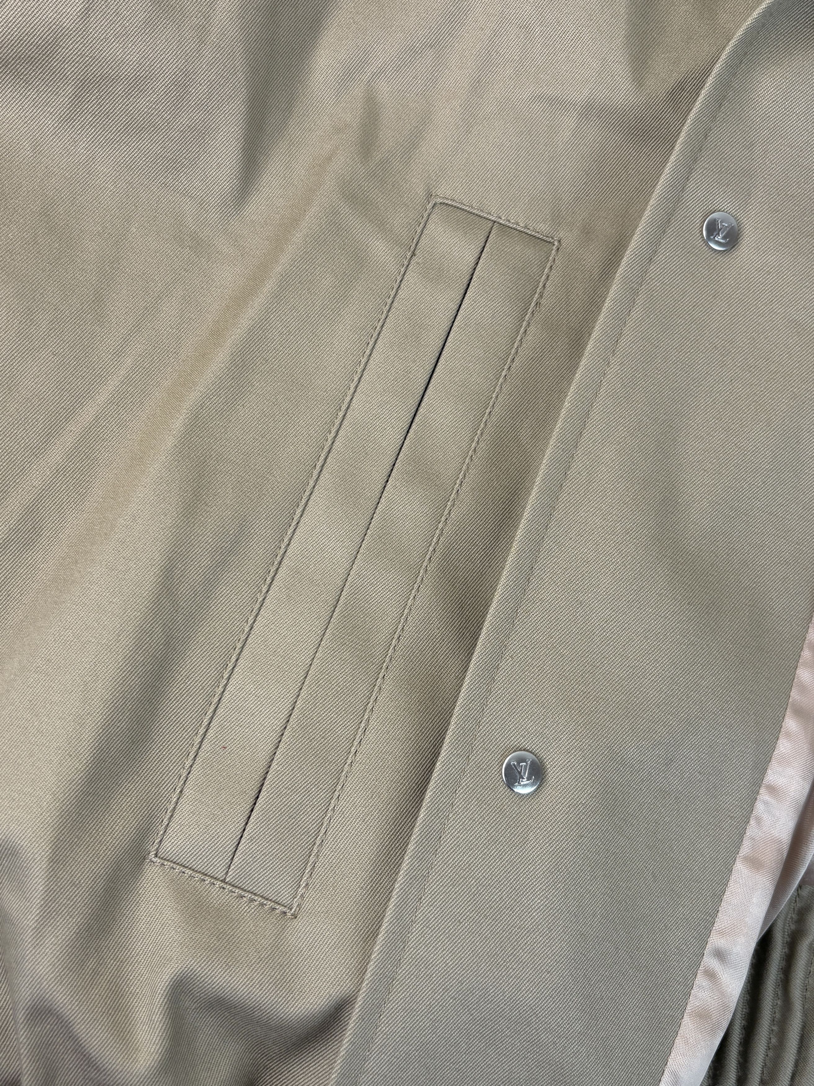 Louis Vuitton LOUIS VUITTON Embroidered Bomber Jacket. Size 52, Brand new Size US L / EU 52-54 / 3 - 6 Thumbnail