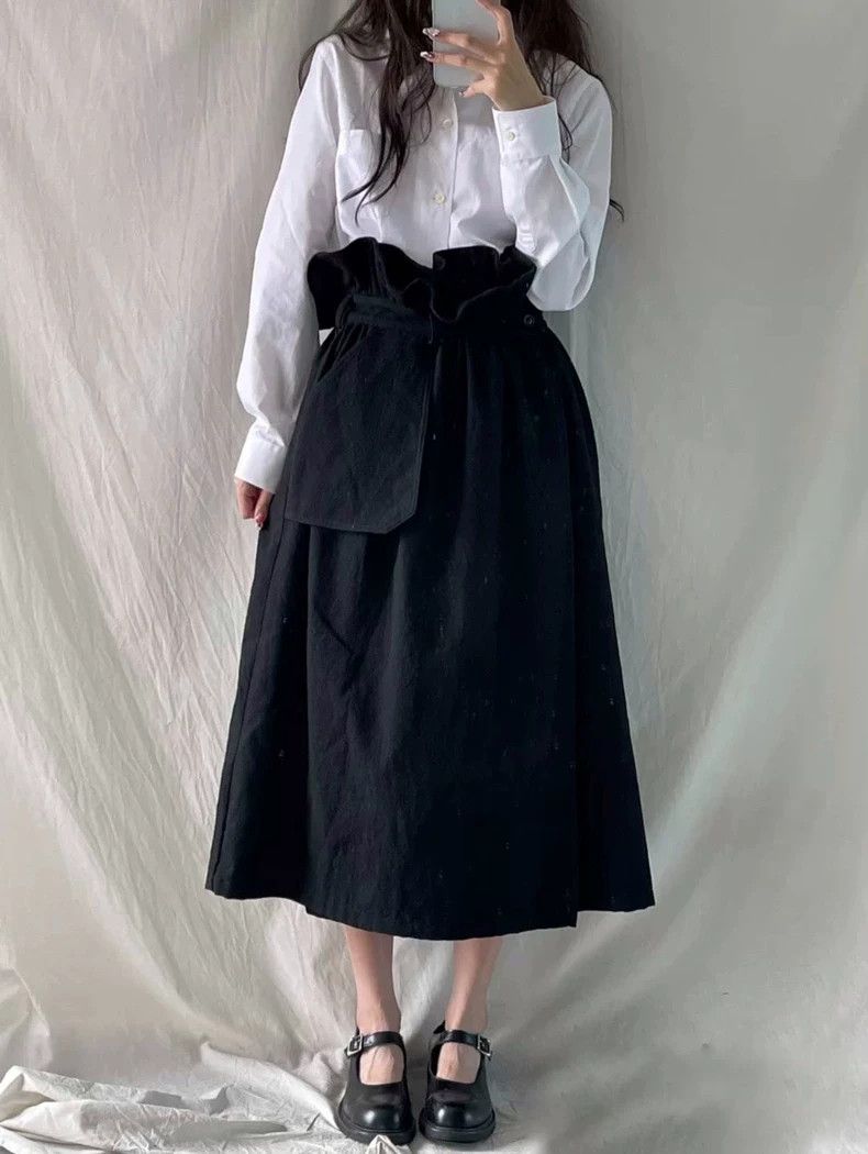 Yohji Yamamoto Yohji Yamamoto size 1 Bud Wool Half Skirt 2506-Nextarrow Size 25" / US 0 / IT 36 - 1 Thumbnail
