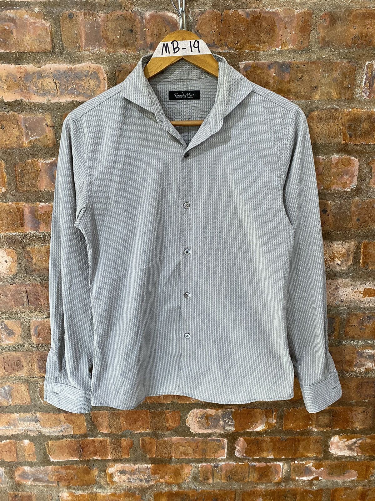 Tornado Mart 2000s Wrinkle Texture lights button up Size US S / EU 44-46 / 1 - 2 Thumbnail