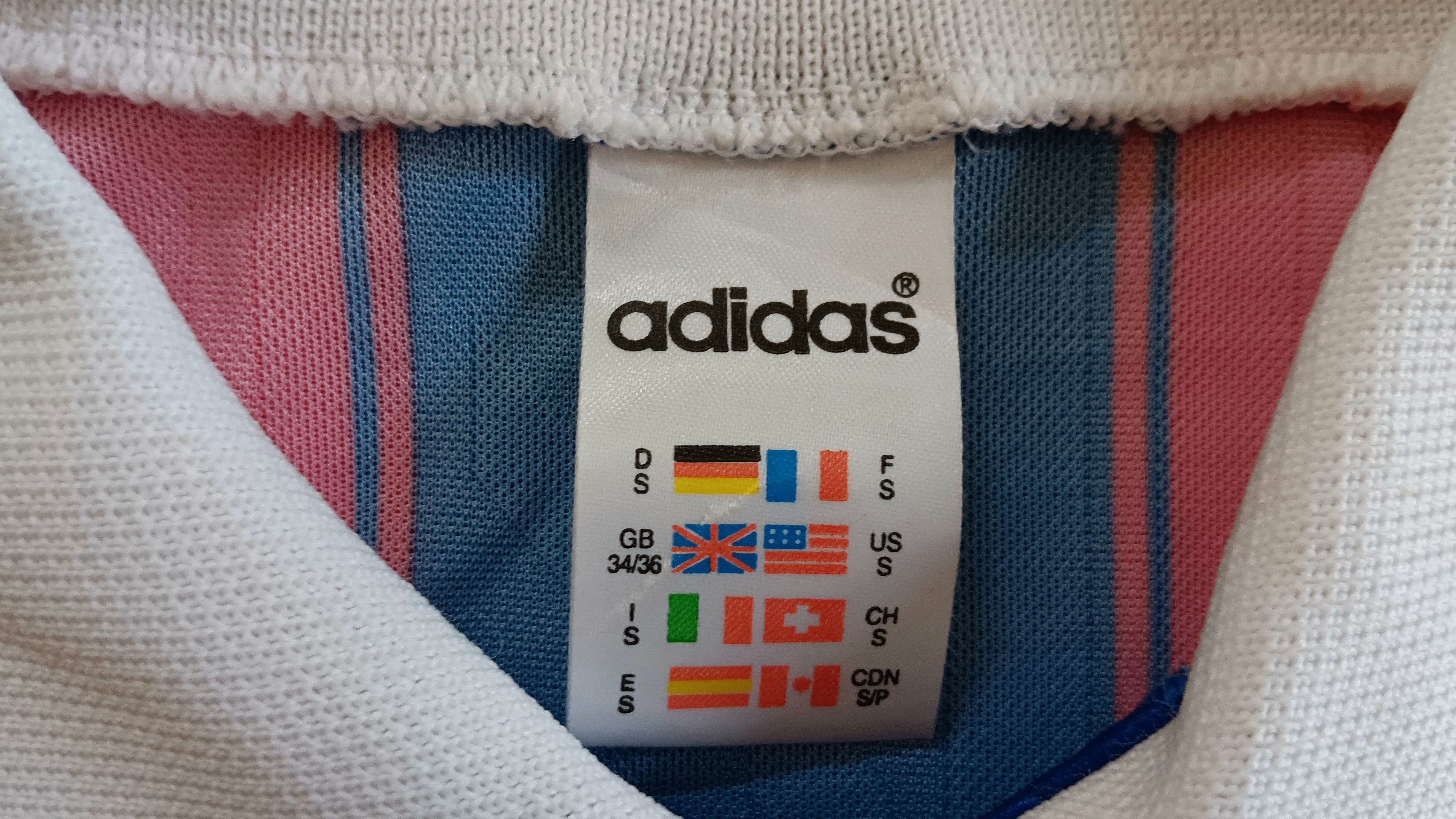 Adidas 1995-1997 | Bayern Munich (Home) | Vintage Jersey Size US S / EU 44-46 / 1 - 6 Thumbnail