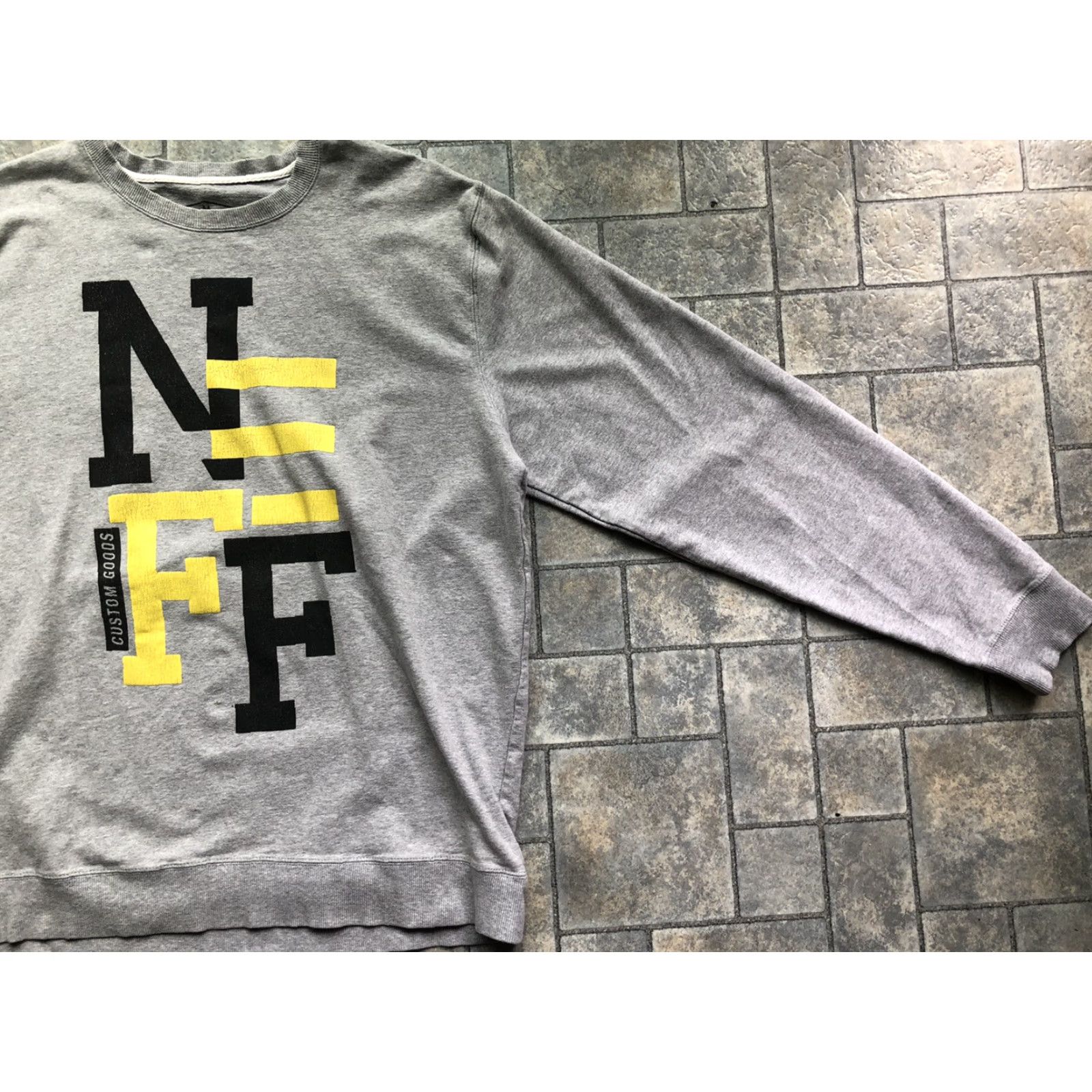 Vintage Neff Pullover Sweatshirt Gray Medium Mens Regular Long Sleeve Graphic Print Hip Hop Theme Average Sports Logo Sweatshirt Size US M / EU 48-50 / 2 - 4 Thumbnail