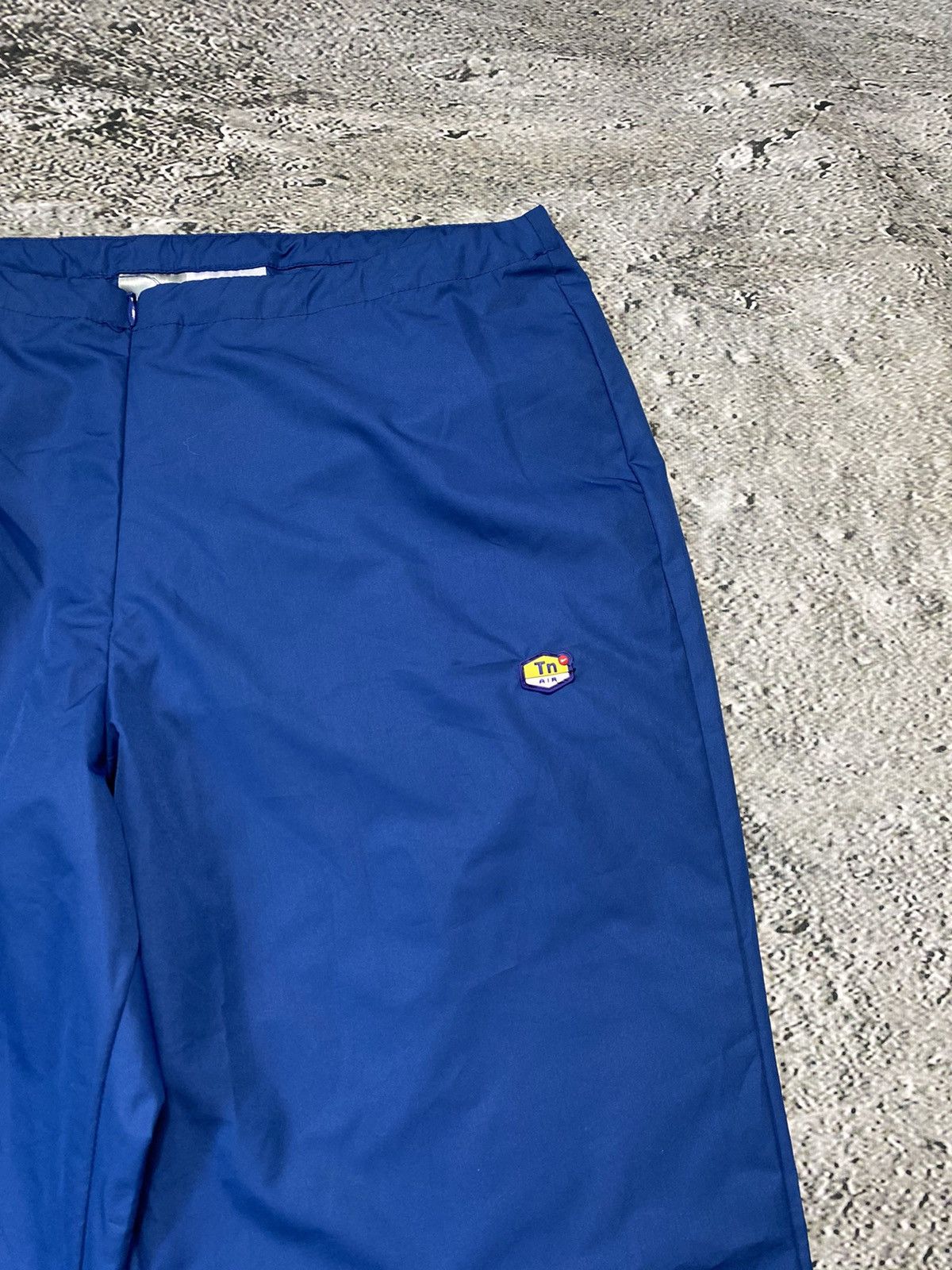 Nike Nike TN vintage blue track pants 2000s nylon Size US 30 / EU 46 - 2 Thumbnail
