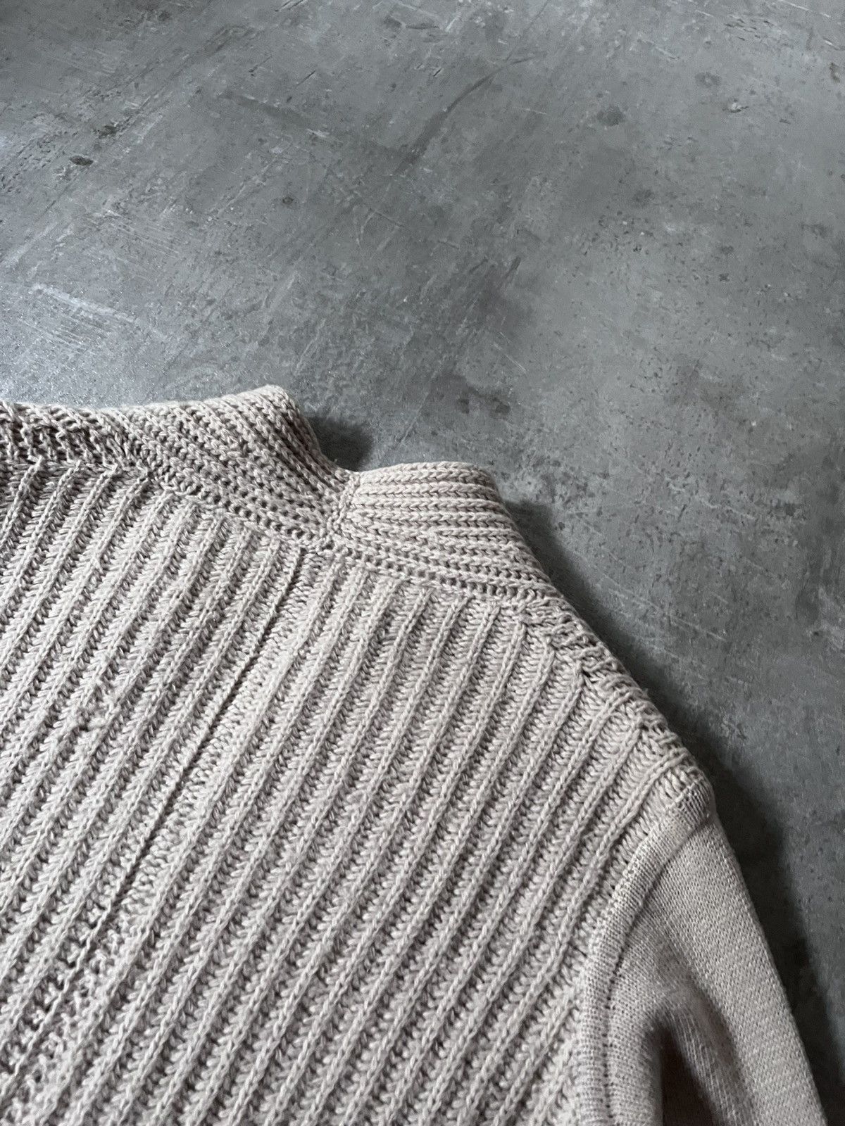 Rick Owens Rick Owens Queen F/W 04 wool beige sweater Size L / US 10 / IT 46 - 11 Thumbnail