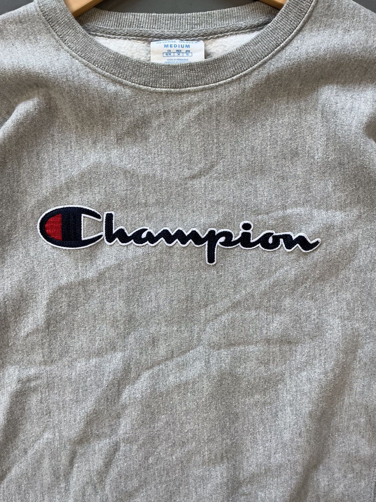 Champion × Vintage Vintage champion SpellOut boxy fit sweatshirt Size US S / EU 44-46 / 1 - 5 Thumbnail