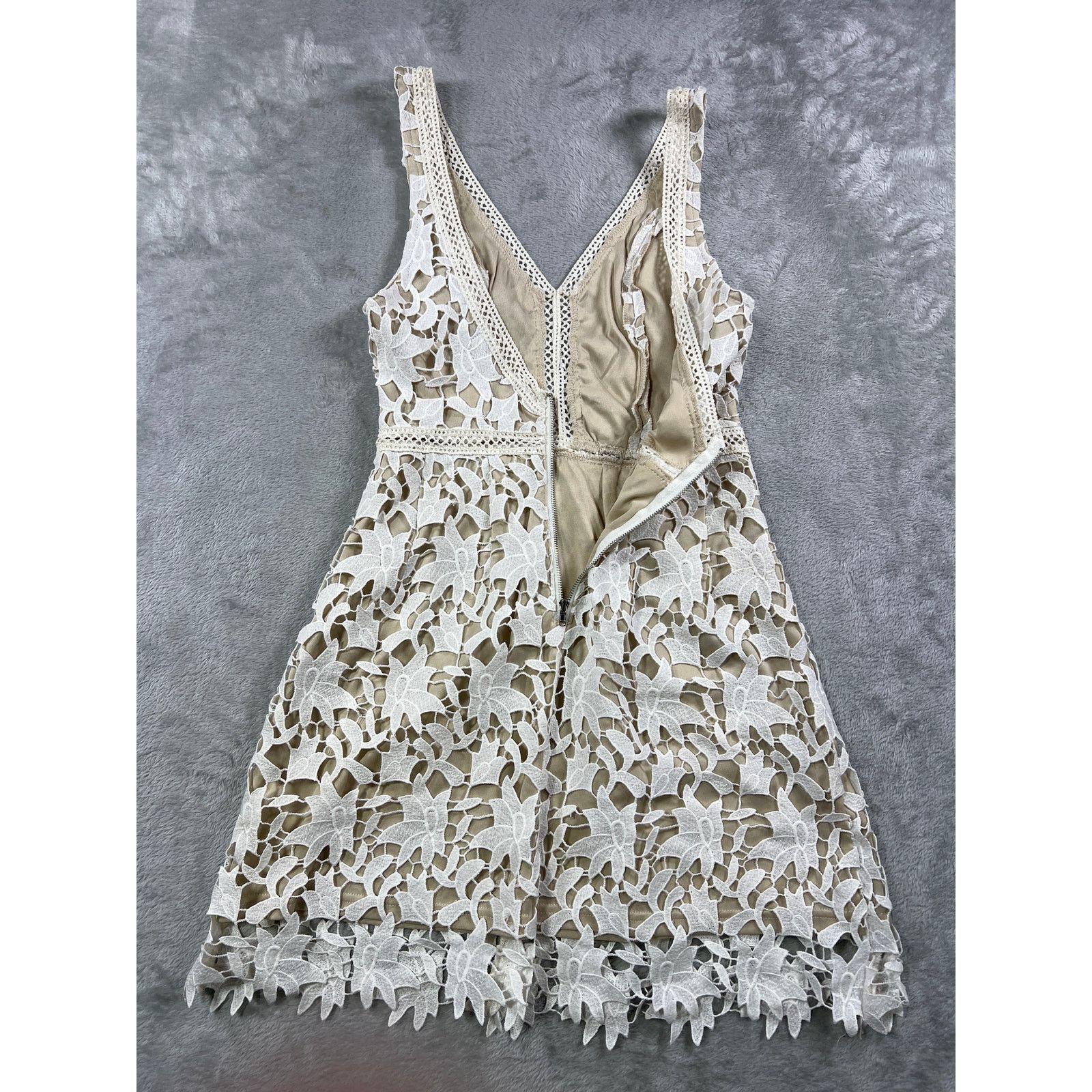 Other Lace Mini Dress Small White Coastal Cowgirl Boho V Neck Size S / US 4 / IT 40 - 7 Thumbnail