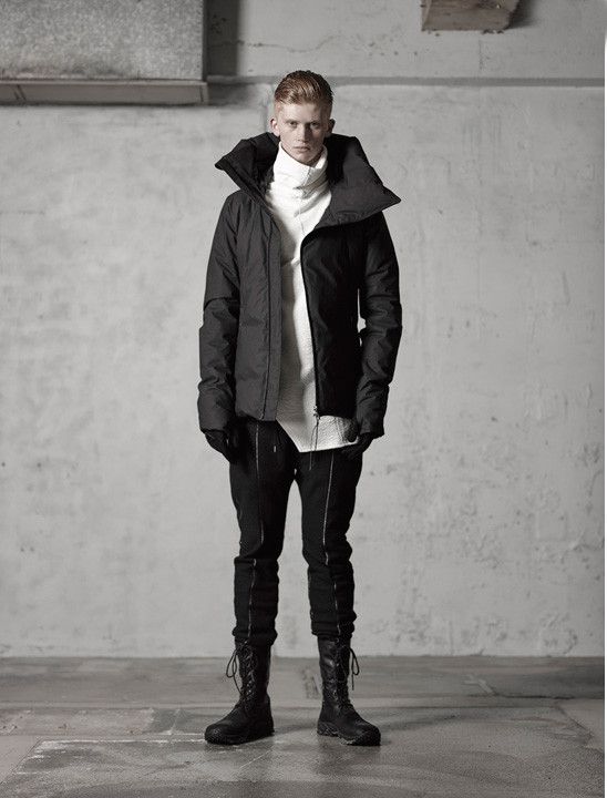 The Viridi-anne Assymetric Scar Stitch Turtleneck - WHITE JP 3 Size US L / EU 52-54 / 3 - 1 Thumbnail
