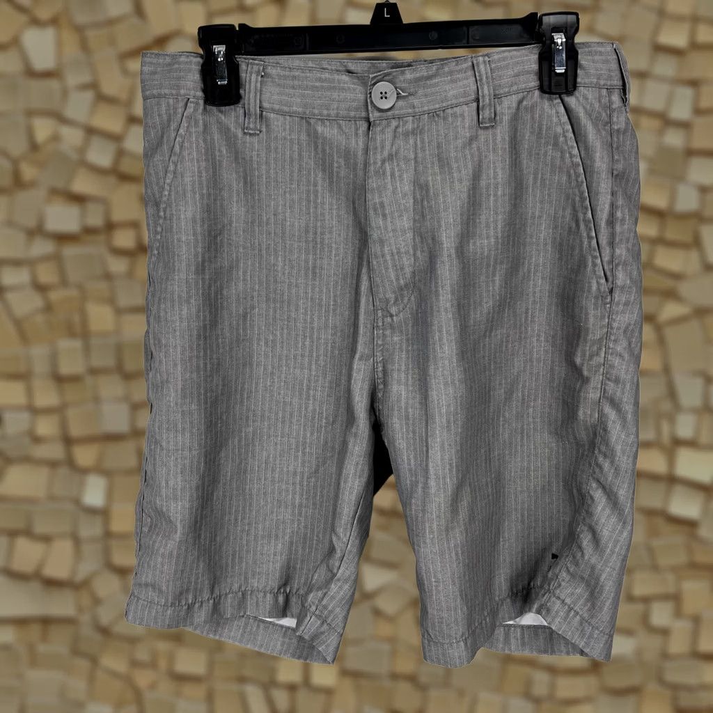 Billabong Billabong Submersibles Men’s Gray Shorts Size 30 Waist Pinstripe Chino 9.5” Inseam Casual Ready Wear Womens? Size US 30 / EU 46 - 1 Thumbnail
