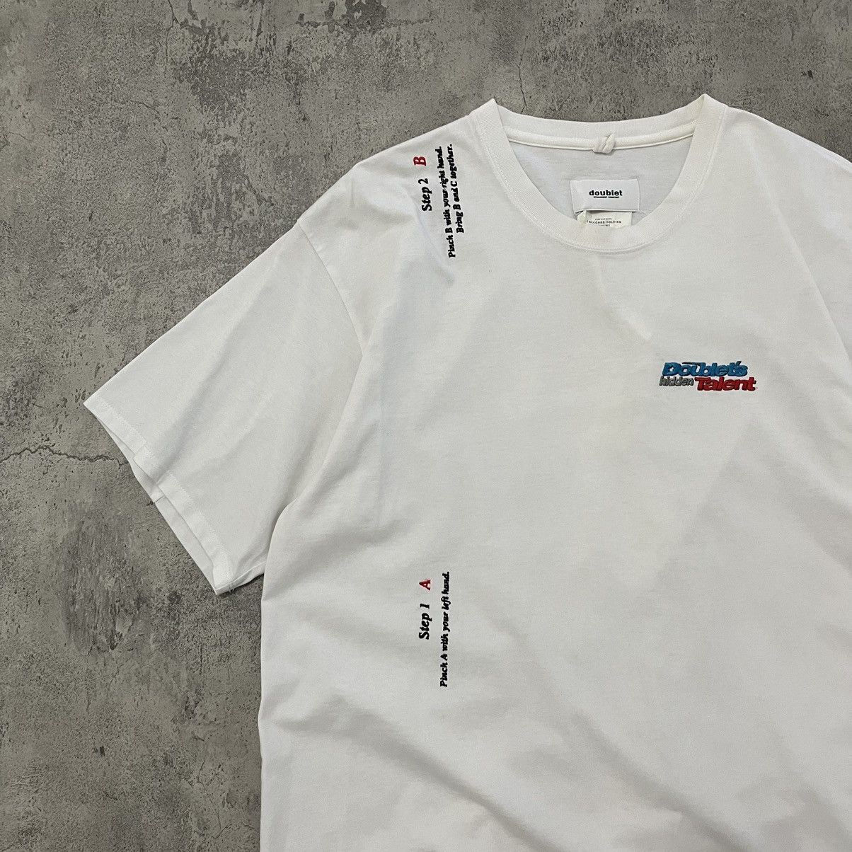 Doublet Doublet White 2 Seconds Holding Tee Size US L / EU 52-54 / 3 - 4 Thumbnail