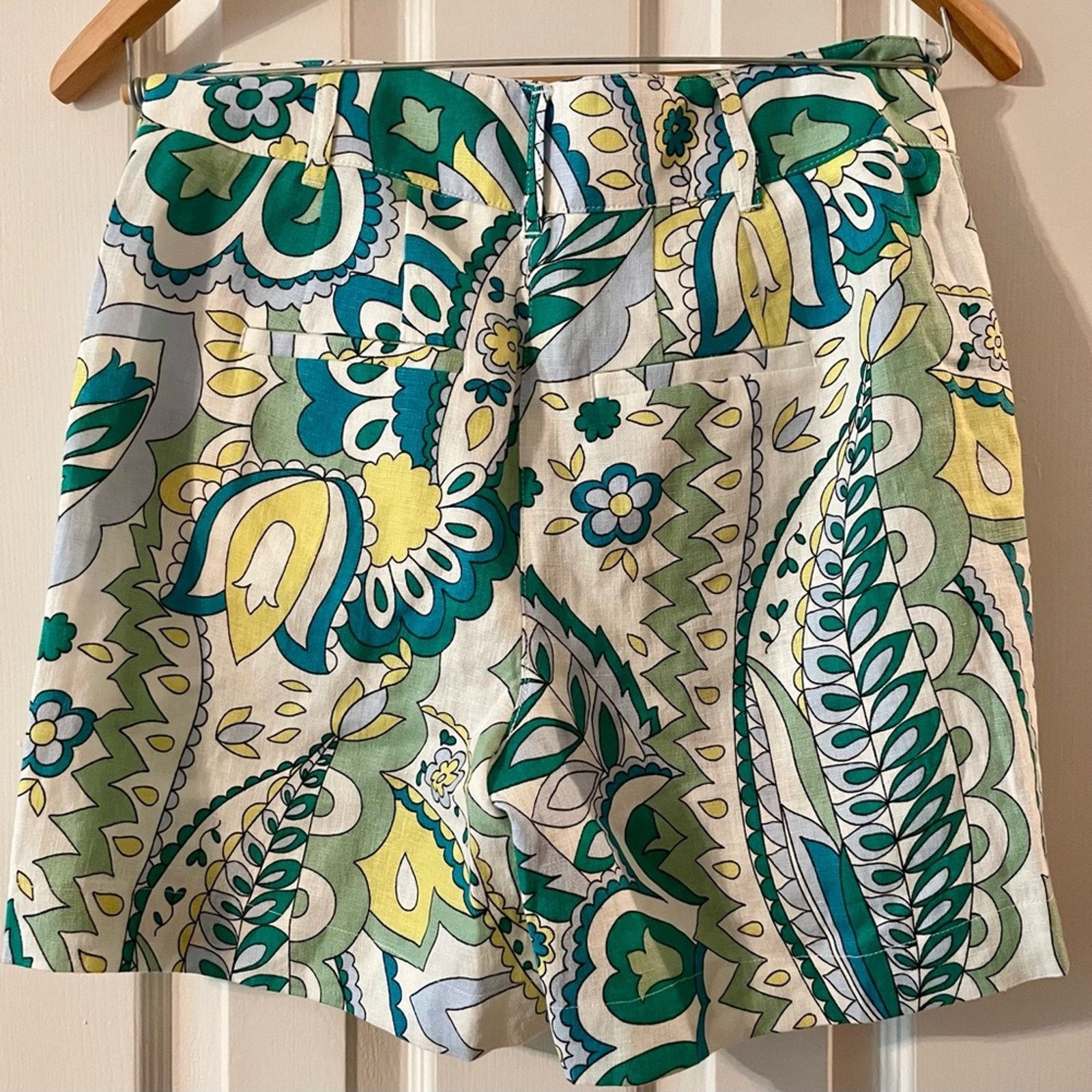 Boden NWT Boden Vibrant Green and Yellow Patterned Women's Shorts Size 27" / US 4 / IT 40 - 1 Thumbnail