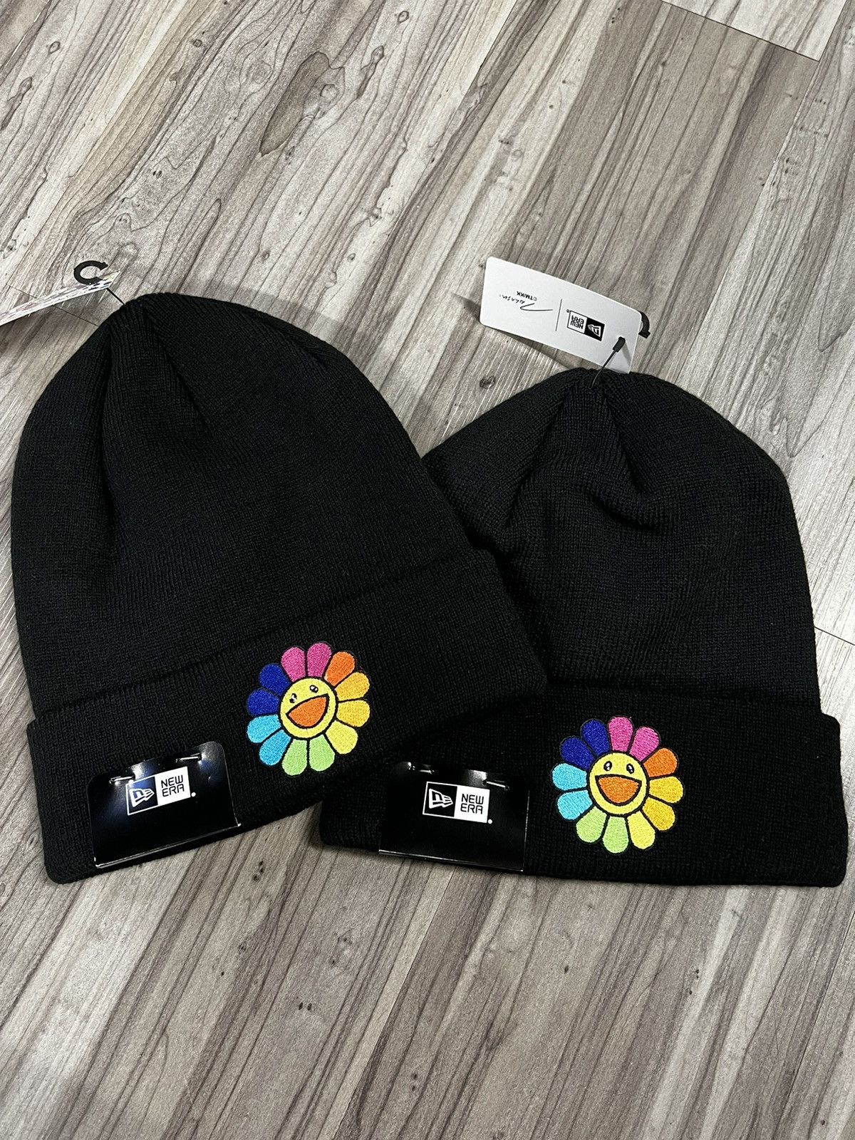 image of New Era x Takashi Murakami Flower Basic Cuff Knit Beanie New in Black, Men's