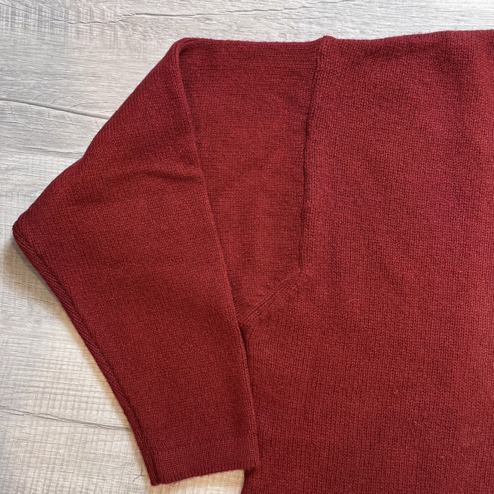 Vintage Vintage Carlyle & Kilmore Men's 2XL Virgin Wool Red Sweater Size US XXL / EU 58 / 5 - 6 Thumbnail