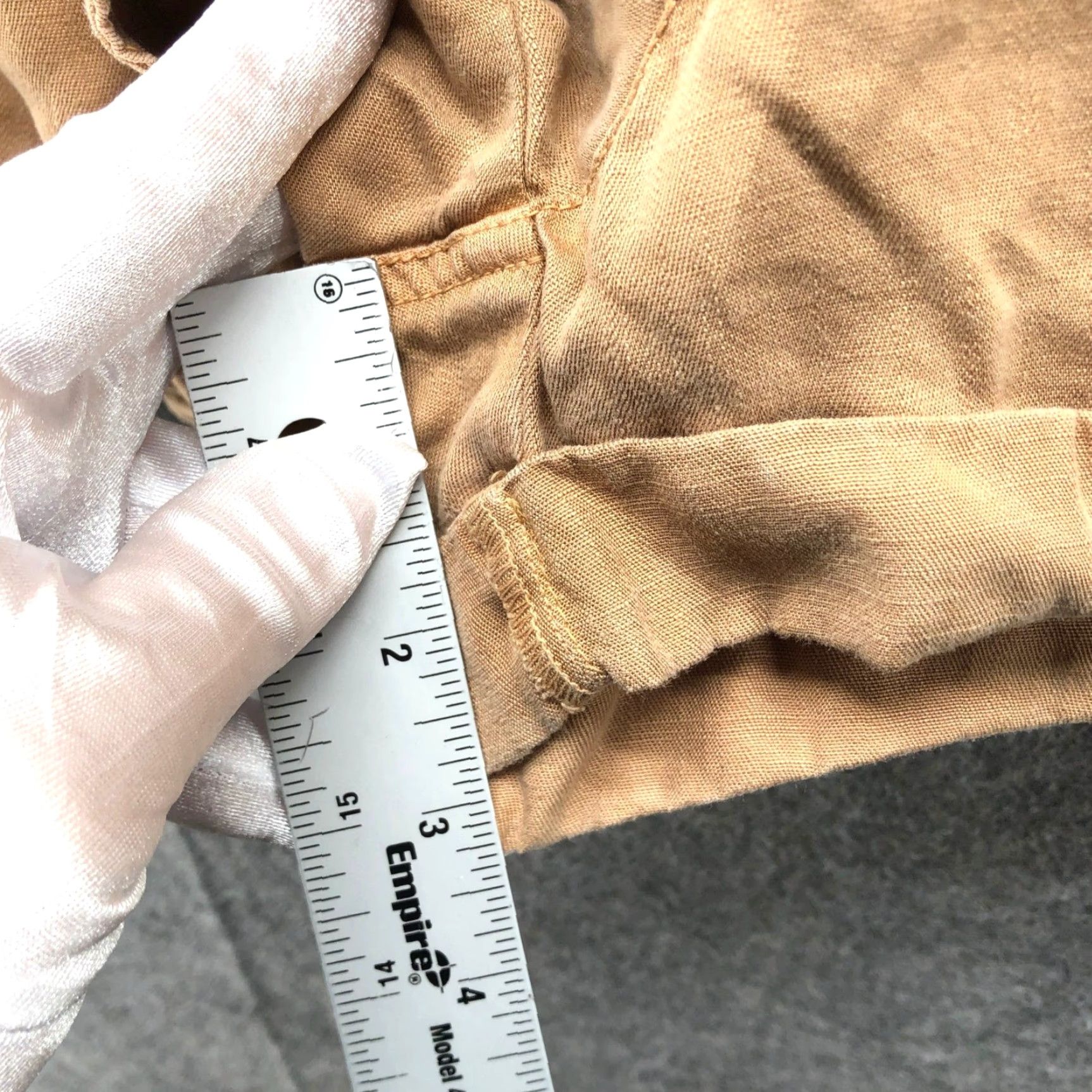 Lucky Brand Lucky Brand Lyocell Pull On Shorts Womens XL Tan High Rise Relaxed Beig*e* Bohemian Summer Casual Elastic Waist Pockets Cuffed Lightweight Size 40" / US 18 - 8 Thumbnail