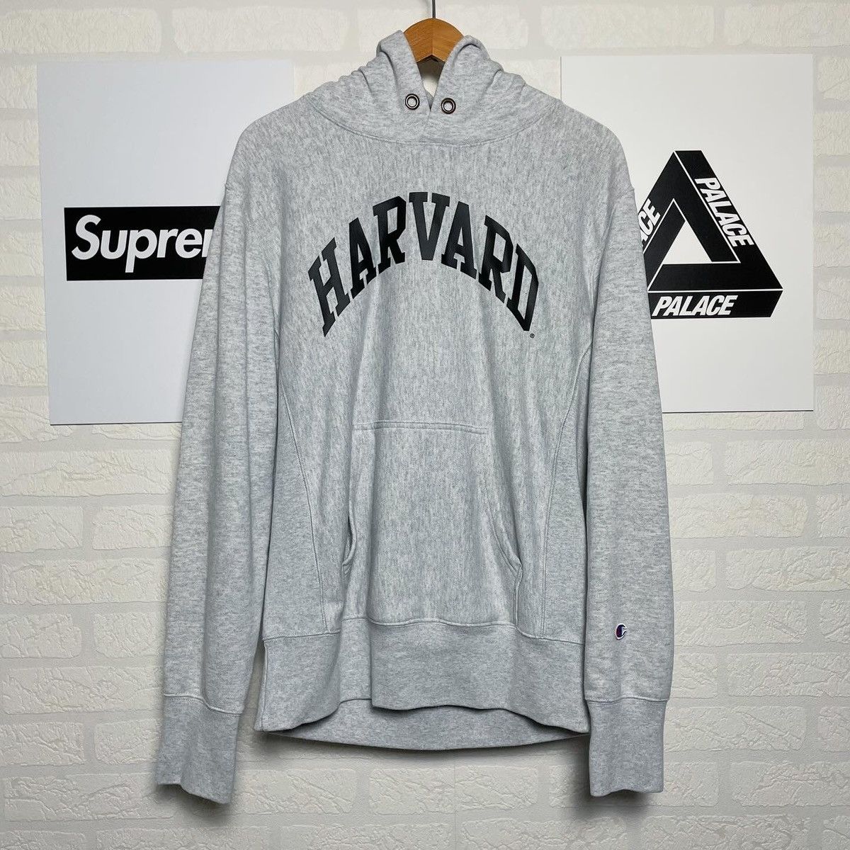 Champion × Vintage Vintage 90s Champion Harvard University Hoodie Sweatshirt Size US M / EU 48-50 / 2 - 1 Thumbnail