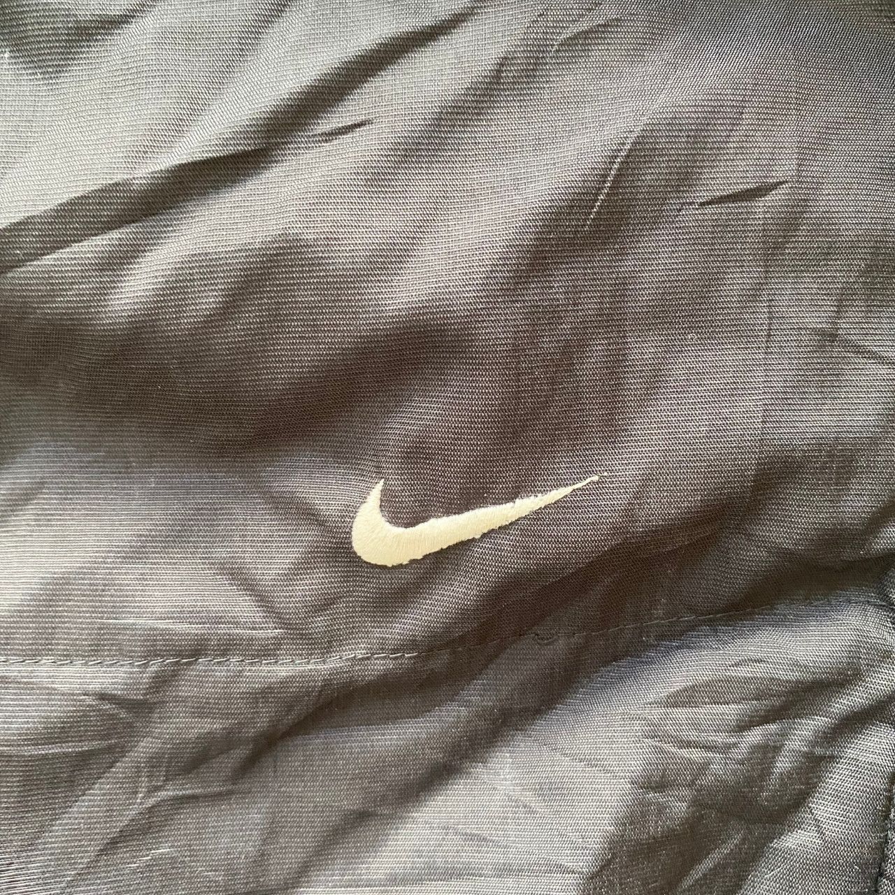 Nike Nike windbreaker jacket in sleek gray Size US L / EU 52-54 / 3 - 2 Thumbnail
