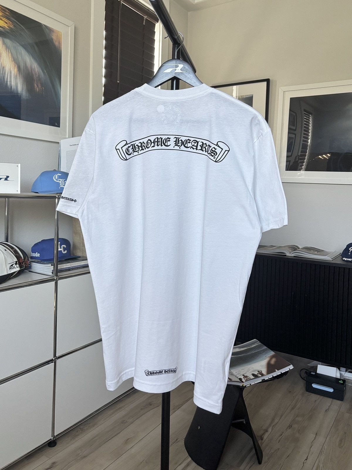Chrome Hearts CHROME HEARTS | NEW | SCROLL BANNER LOGO TEE Size US XL / EU 56 / 4 - 1 Thumbnail