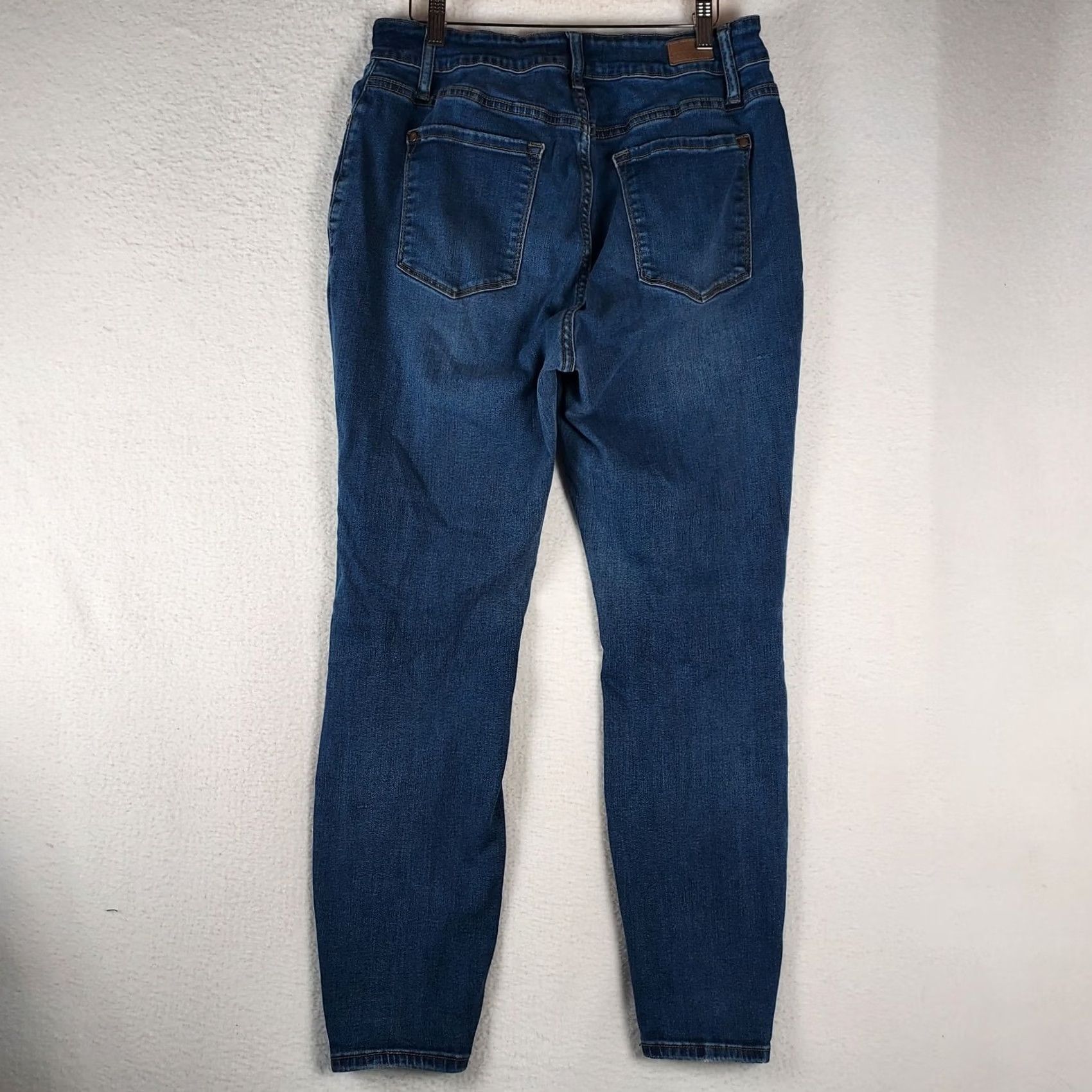 Vintage Judy Blue Jeans Women 16W High Rise Button Fly Stretch Denim Medium Wash Skinny Regular Plus Size Blue 5-Pocket Design Womens Size 38" / US 16 / IT 52 - 2 Thumbnail