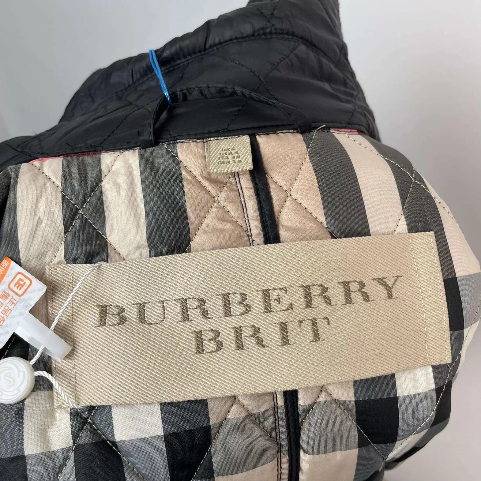 Burberry Burberry Check Lined Cotton Puffer Jacket Black 36 Size XS / US 0-2 / IT 36-38 - 3 Thumbnail