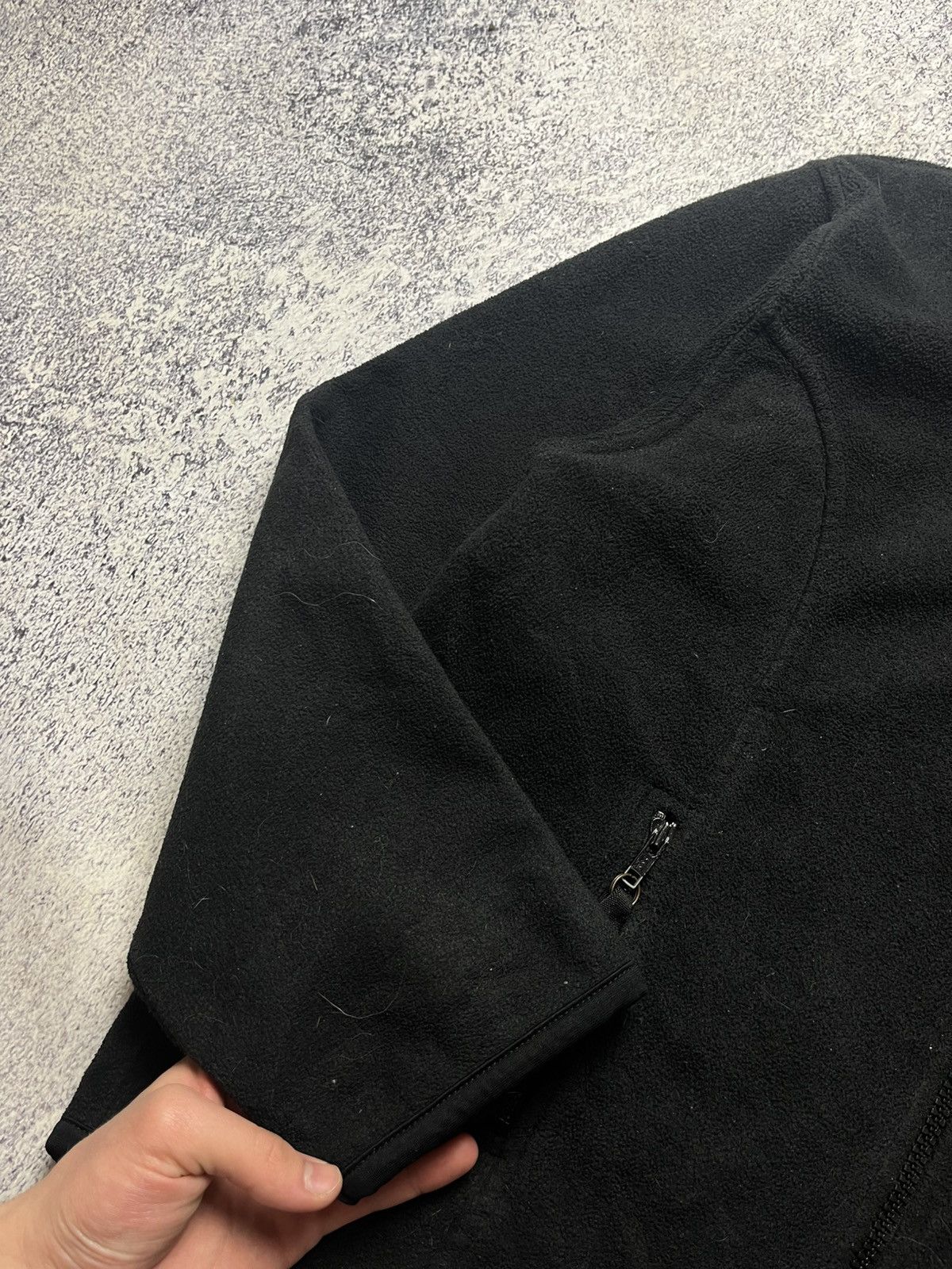 Other Vintage Tommy Hilfiger Fleece Jacket Big Logo Y2K Size US L / EU 52-54 / 3 - 14 Thumbnail