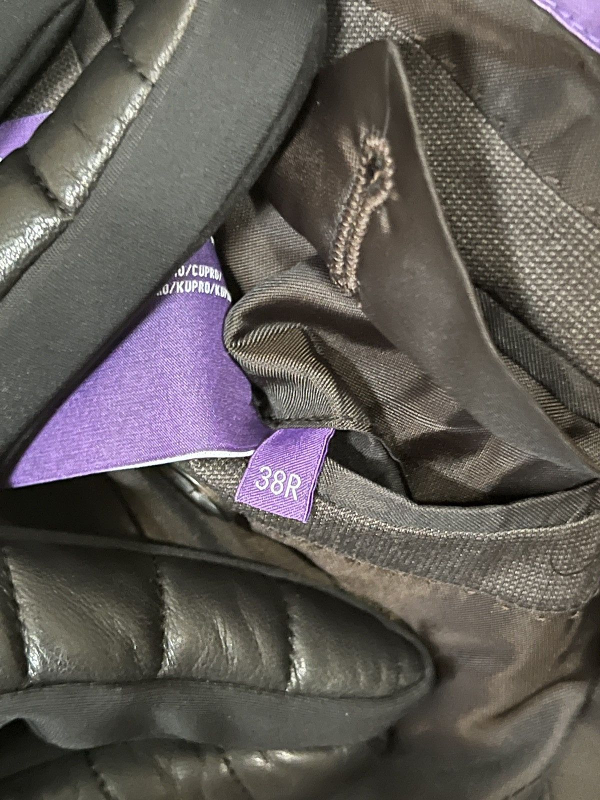 Ralph Lauren Purple Label Ralph Lauren Purple Label Wool and Cupro Blazer - 38R Size 38S - 8 Thumbnail