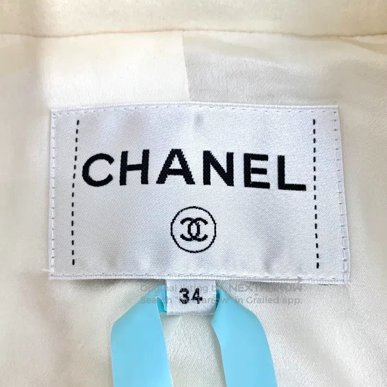 Chanel Chanel Beige acrylic crystal buckle wool lapel long-sleeve Size XXS / US 00 / IT 34 - 6 Thumbnail