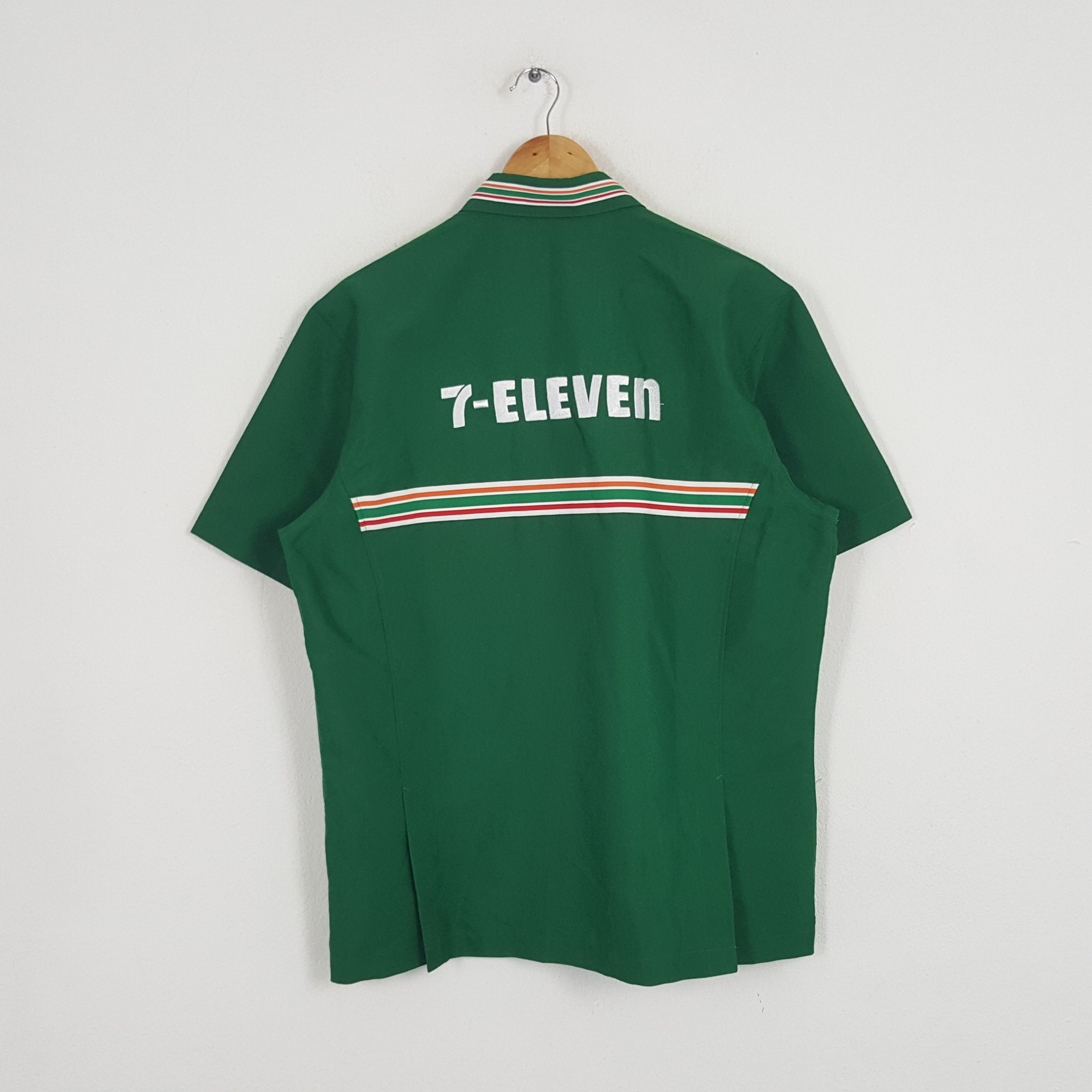 Japanese Brand × Vintage Vintage 7 Eleven Japanese Brand Uniform Shirt Jacket Size US L / EU 52-54 / 3 - 1 Thumbnail