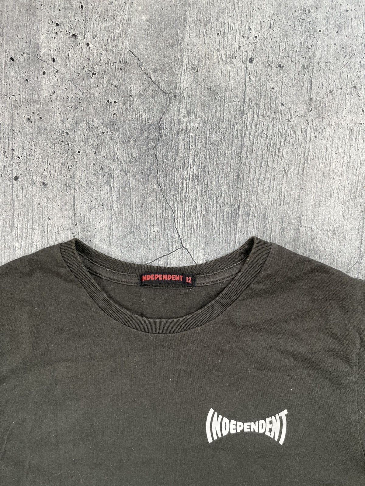 Independent Truck Co. × Vintage Vintage awesome faded INDEPENDENT T SHIRT Size US S / EU 44-46 / 1 - 4 Thumbnail