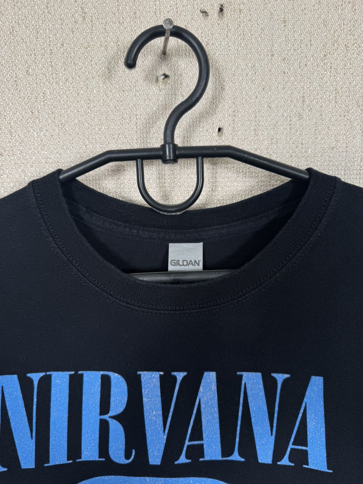 Other Nirvana T shirt Blue Smile Rock Band Grunge Sz M Black Size US M / EU 48-50 / 2 - 11 Thumbnail