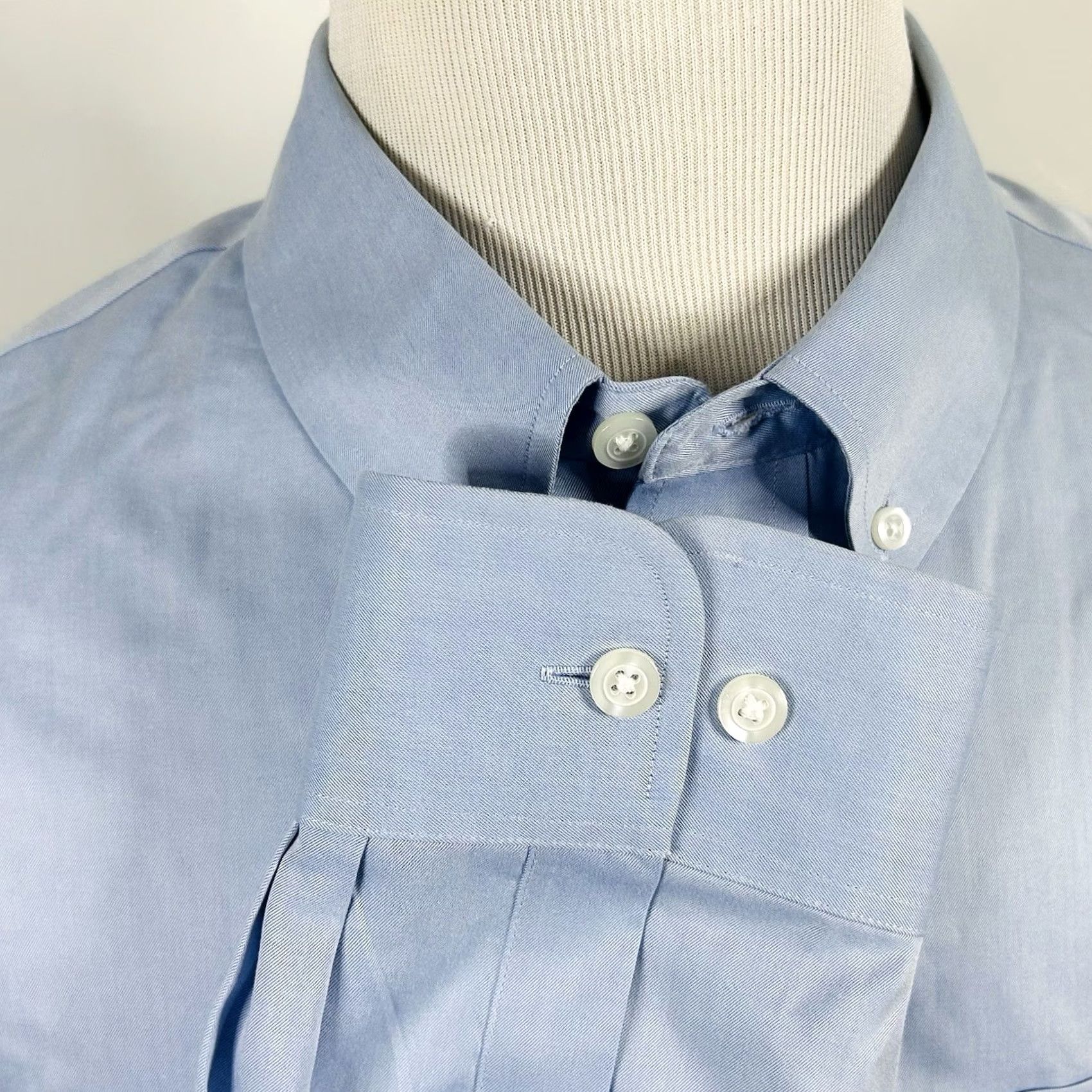 CO Duluth XL Standard Fit Wrinkle Fighter Oxford Shrit Blue 100% Cotton Shirt Button-Up Mens XL Blue Size US XL / EU 56 / 4 - 4 Thumbnail