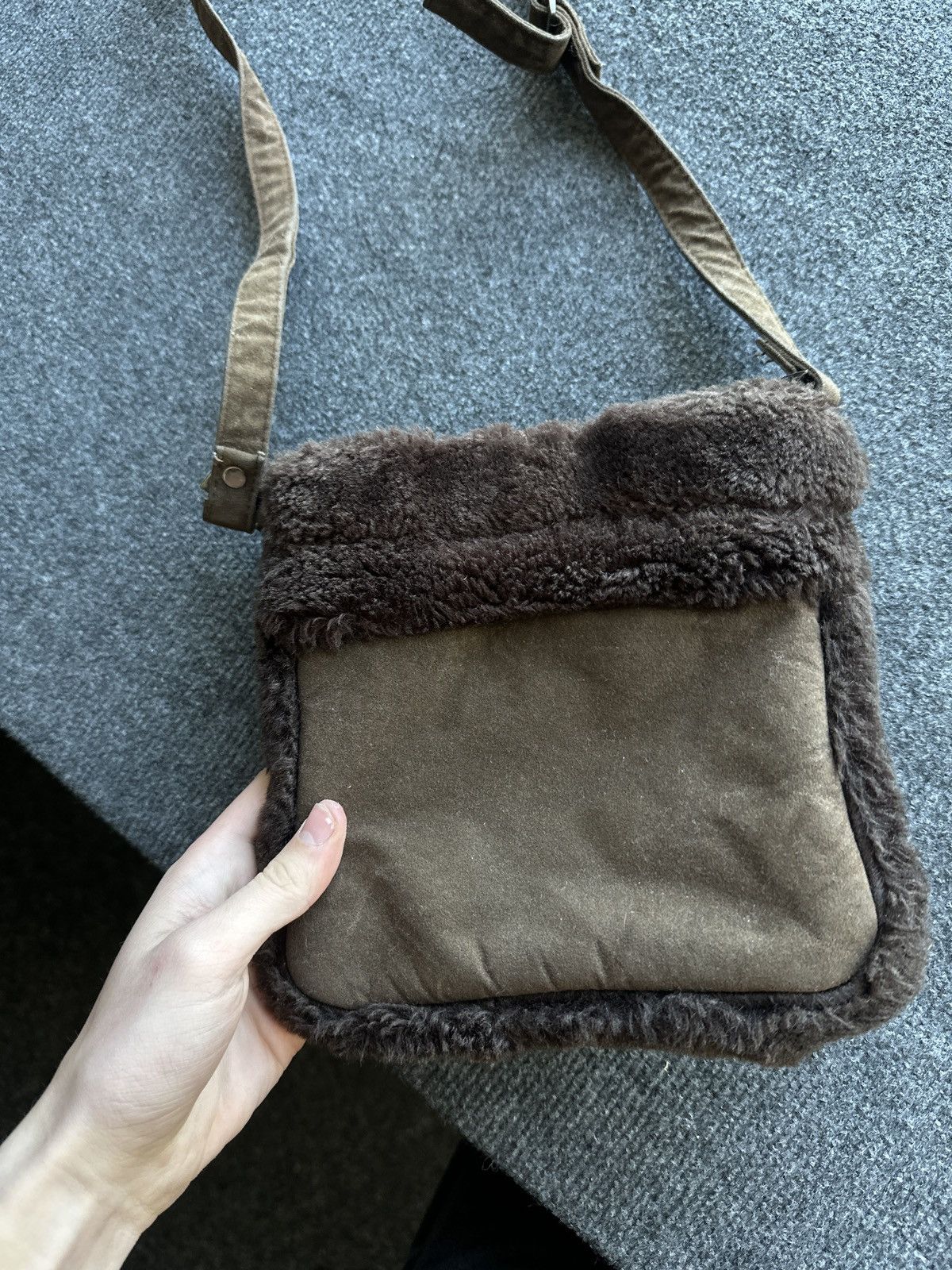 Ugg UGG AUSTRALIA 🚨 BROWN NATIVE BAG UNISEX Y2K Size ONE SIZE - 8 Thumbnail