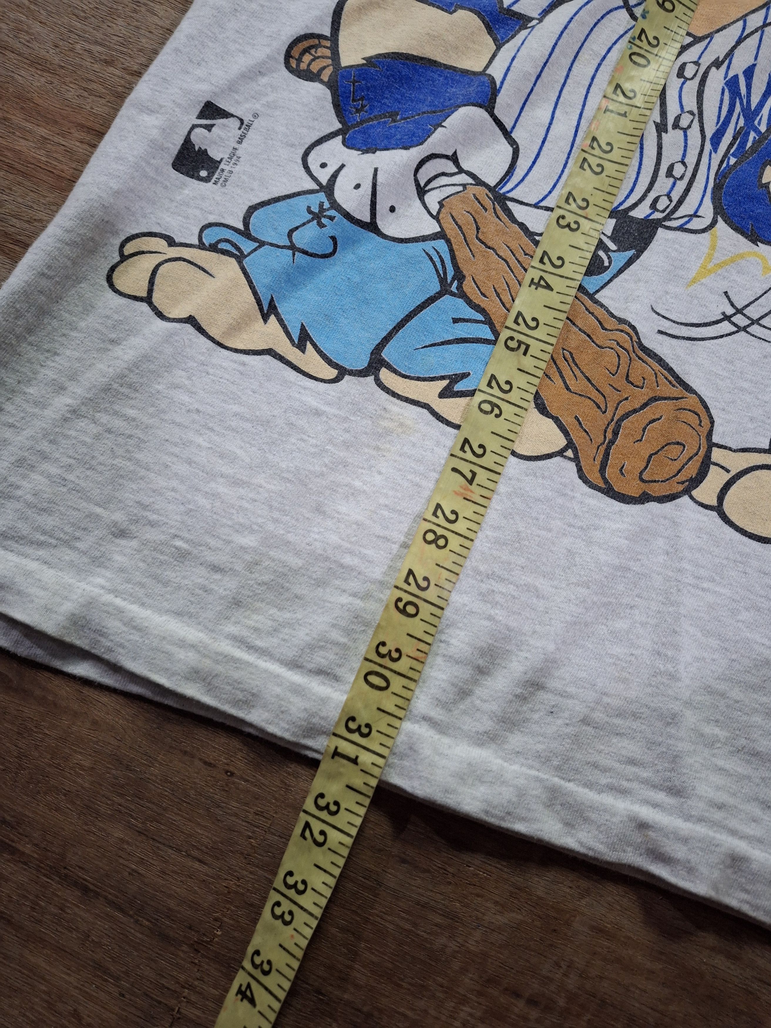 Vintage Vintage 1994 new york yankees X the flintstones tee Size US XL / EU 56 / 4 - 6 Thumbnail