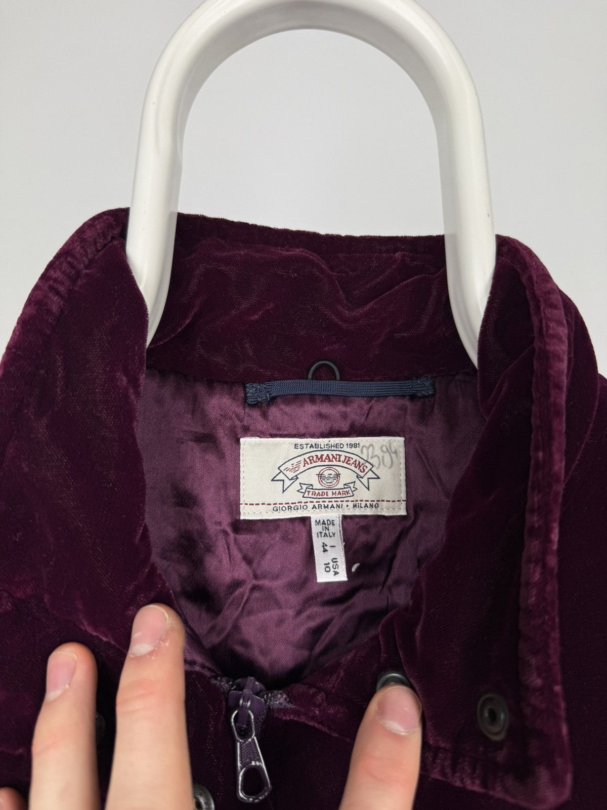 Giorgio Armani × Vintage giorgio armani vintage quilted velour bomber jacket archive Size US S / EU 44-46 / 1 - 8 Thumbnail