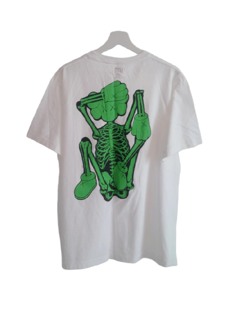 Kaws × Uniqlo Kaws x Uniqlo Japan Skull Logo Size US XL / EU 56 / 4 - 1 Thumbnail