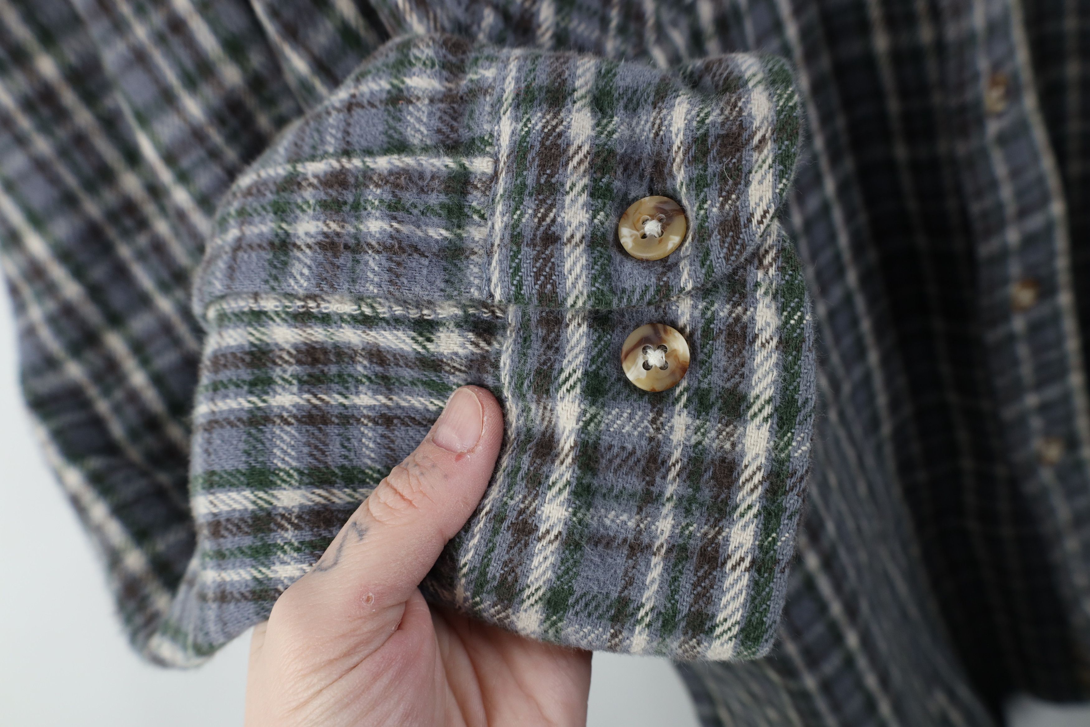 Vintage Vintage 90s Streetwear Heavyweight Button Shirt Plaid Size US XL / EU 56 / 4 - 8 Thumbnail