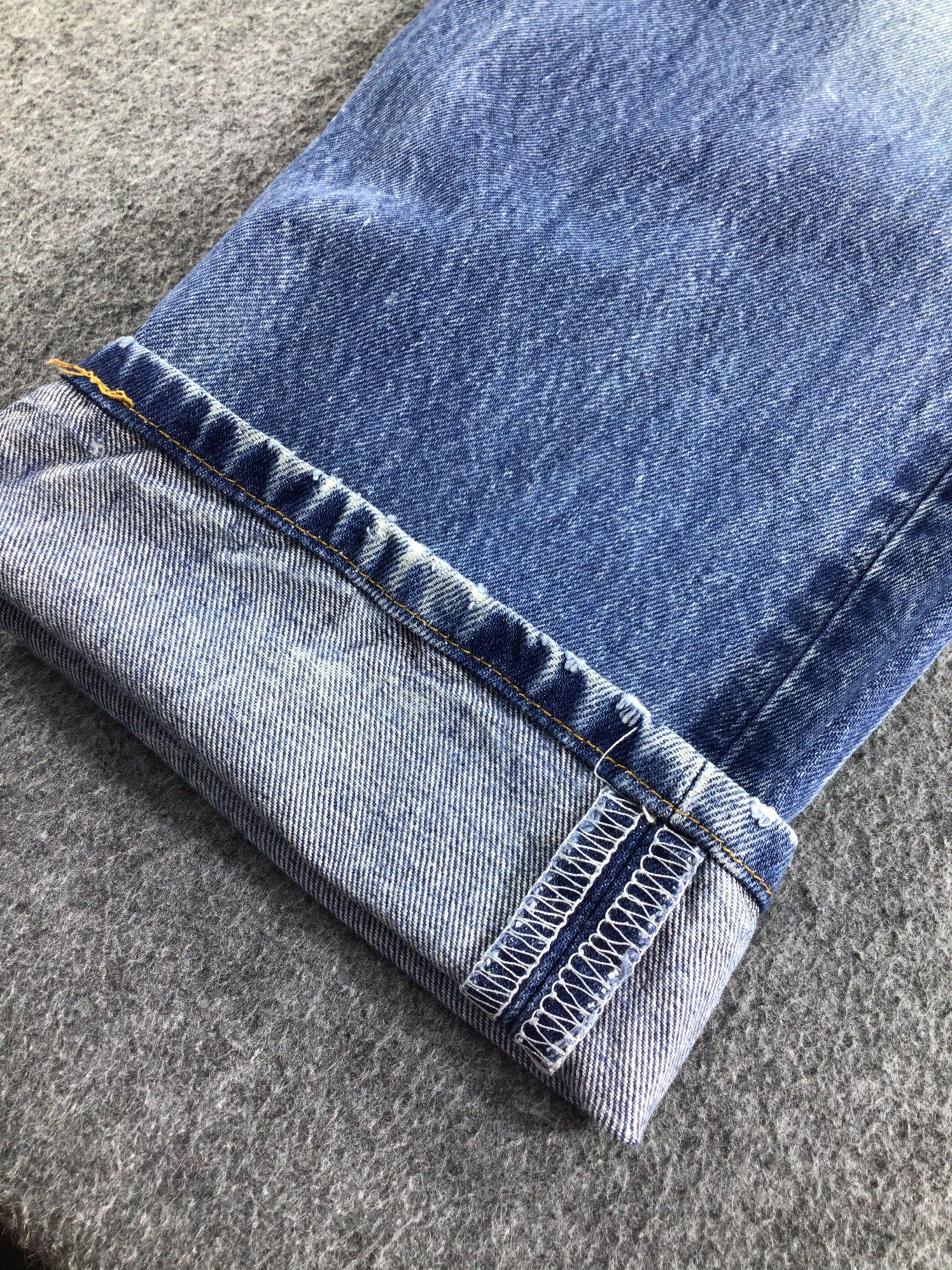 Levi's Vintage Levis 501 Jeans Blue Wash Denim -J437 Size US 36 / EU 52 - 6 Thumbnail