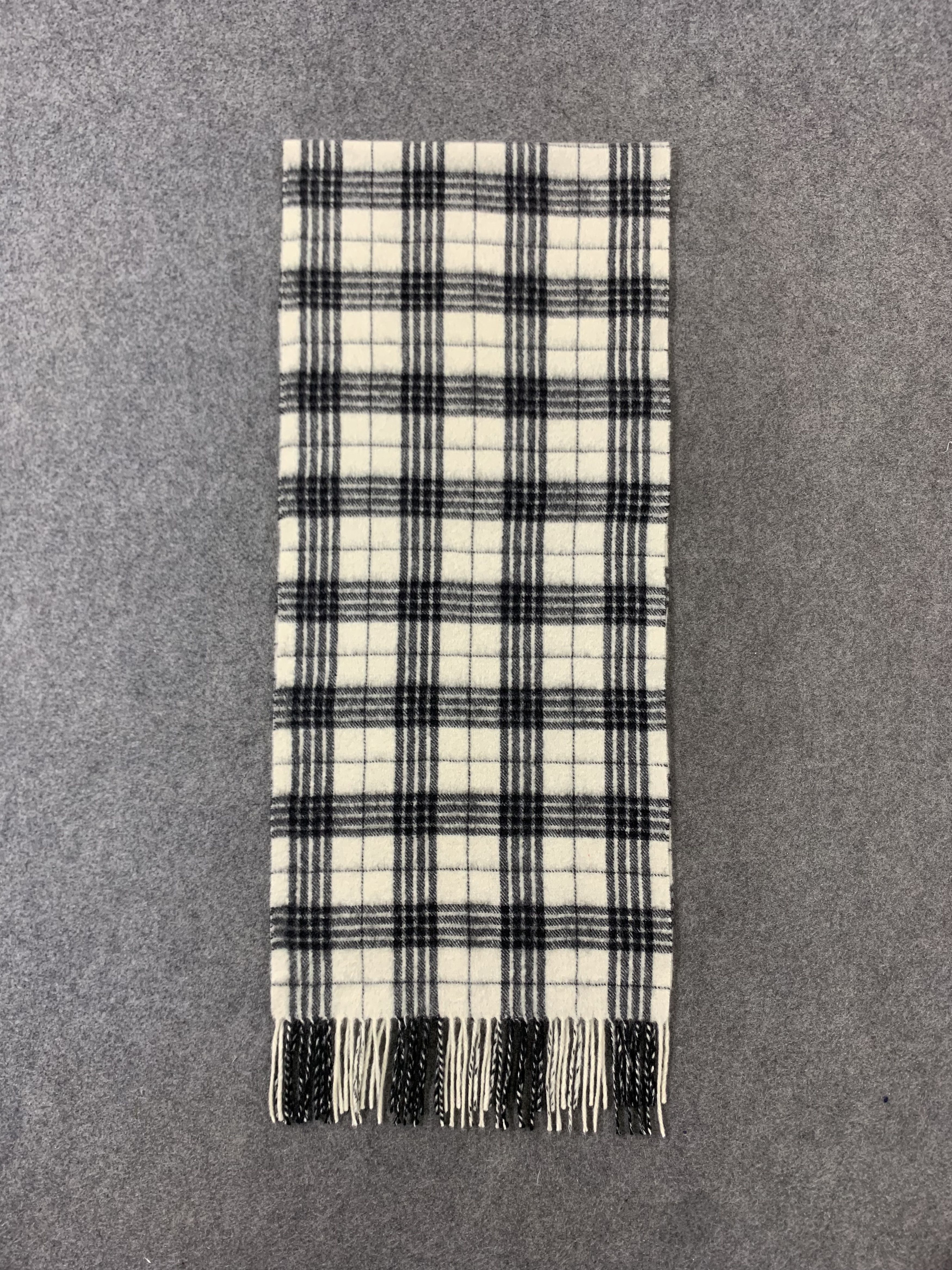 Balmain Balmain Scarf Wool Muffler Neck Wrap BL9310 Size ONE SIZE - 3 Thumbnail