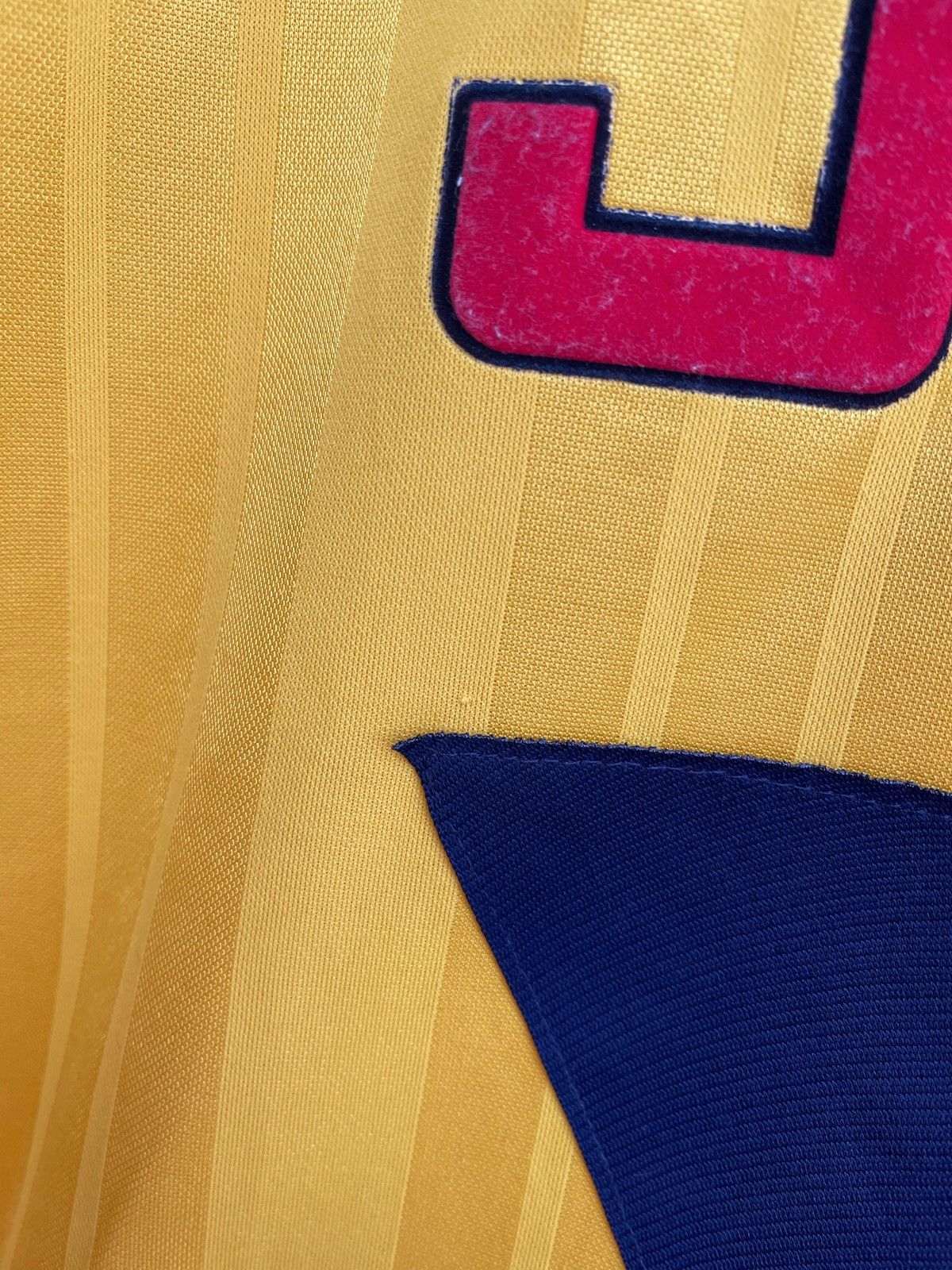 Vintage Arsenal 1993-1994 Away Shirt Jersey Vintage Adidas 40-42 Size US M / EU 48-50 / 2 - 10 Thumbnail
