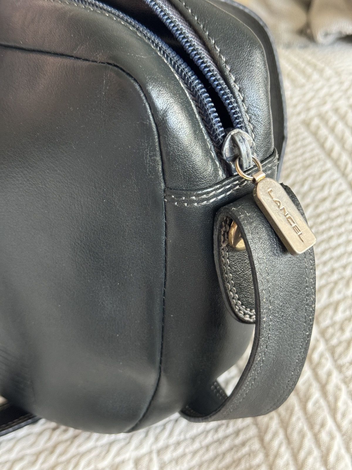 Lancel Rare Vintage Lancel Paris Leather Crossbody Camera Bag Size ONE SIZE - 8 Thumbnail