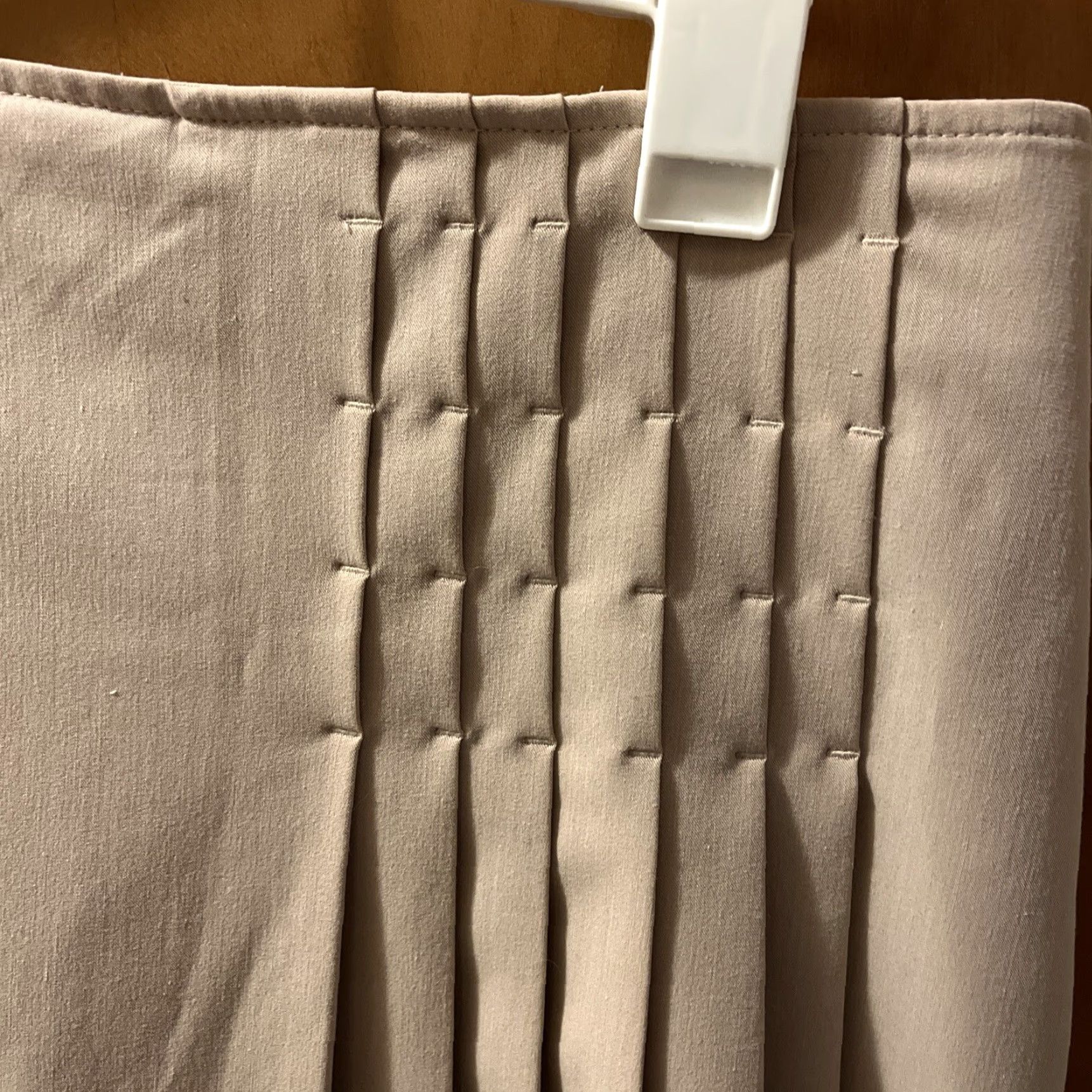 Essentials Apostrophe Essentials Tan Side Pleat Detail Straight Skirt Stretch Lined Size 8 Knee-Length Knee Length Pencil Style Sz Regular Women Skirt Size 30" / US 8 / IT 44 - 2 Thumbnail